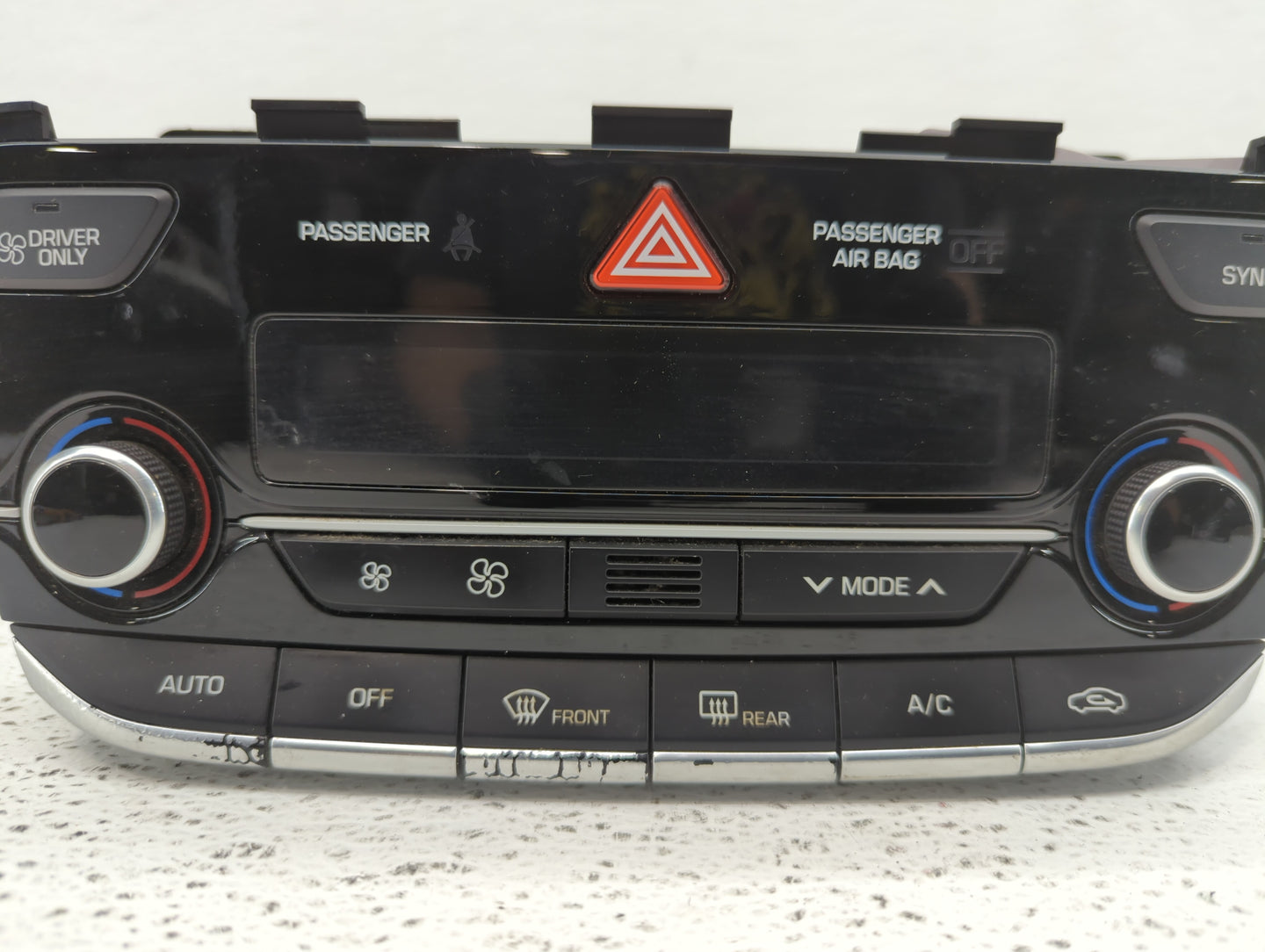 2017-2019 Hyundai Ioniq Climate Control Module Temperature AC/Heater Replacement P/N:97250-G2070WMP 97250-G2070 Fits OEM Use