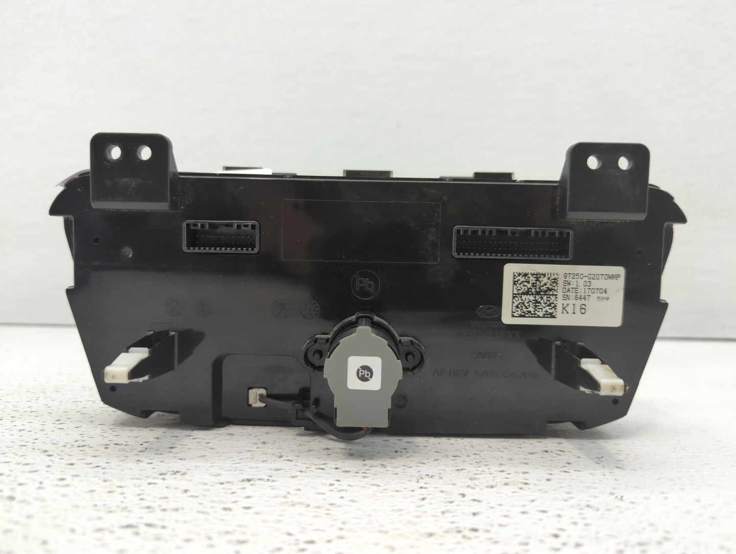2017-2019 Hyundai Ioniq Climate Control Module Temperature AC/Heater Replacement P/N:97250-G2070WMP 97250-G2070 Fits OEM Use