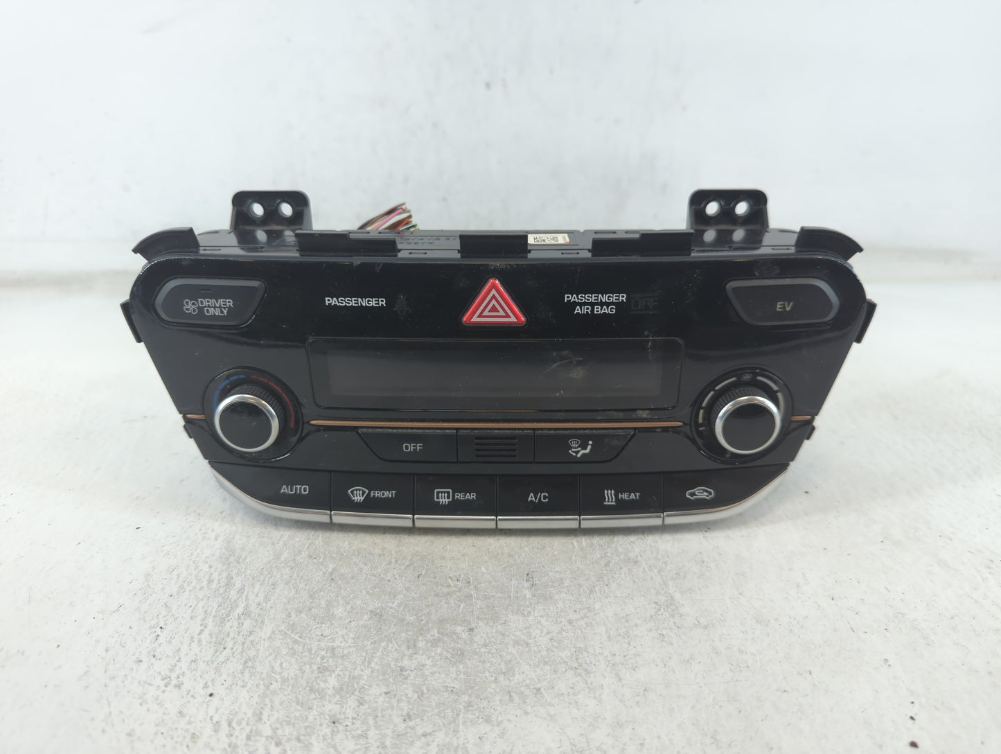2017-2019 Hyundai Ioniq Climate Control Module Temperature AC/Heater Replacement P/N:97250-G7100TKB Fits Fits 2017 2018 2019