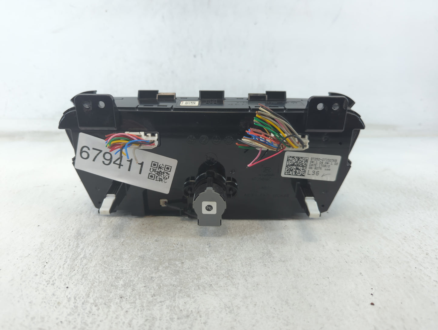 2017-2019 Hyundai Ioniq Climate Control Module Temperature AC/Heater Replacement P/N:97250-G7100TKB Fits Fits 2017 2018 2019