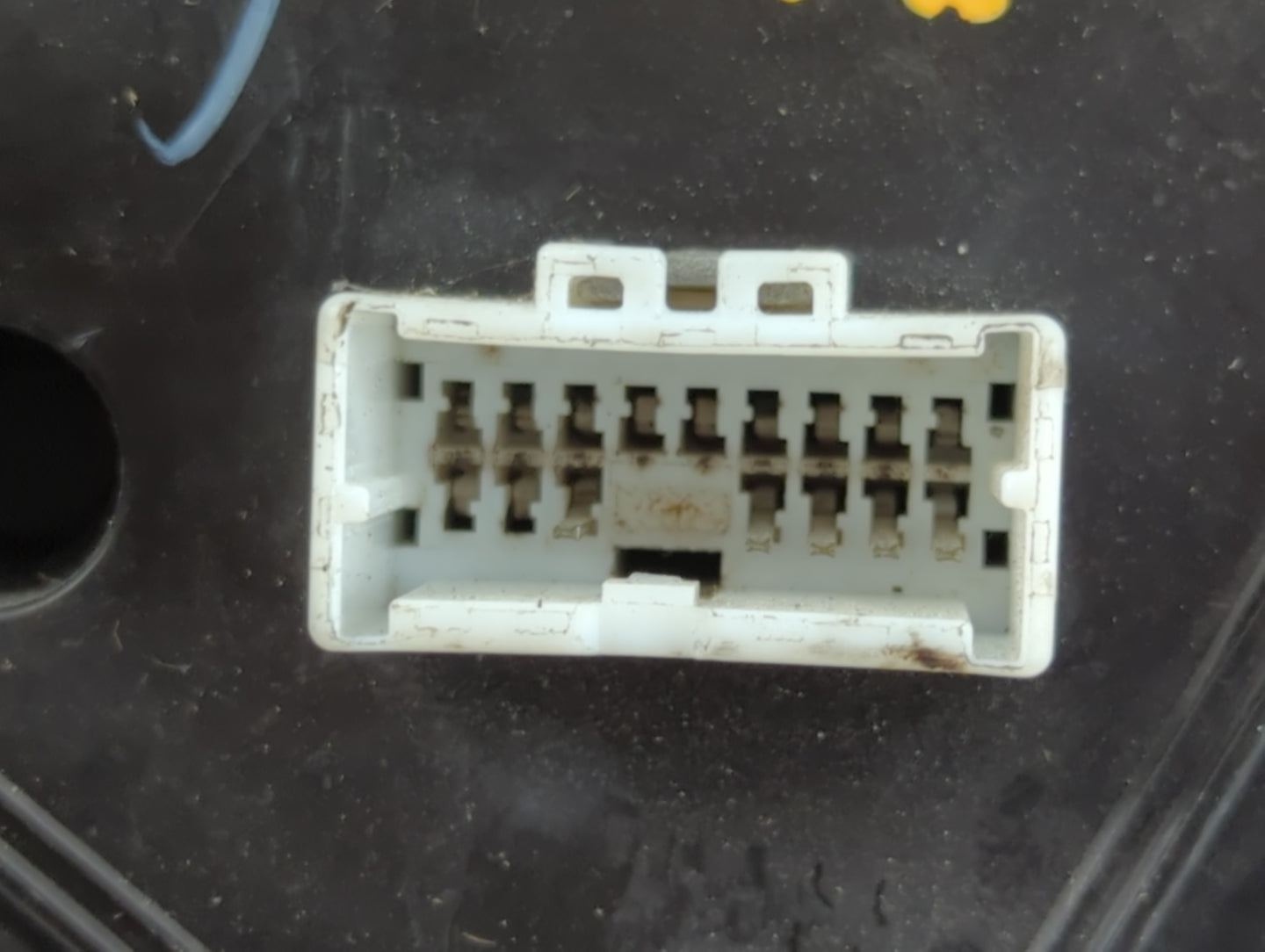 2015-2018 Hyundai Santa Fe Passenger Side View Mirror - Right Door Mirror OEM Used - Oemusedautoparts1.com