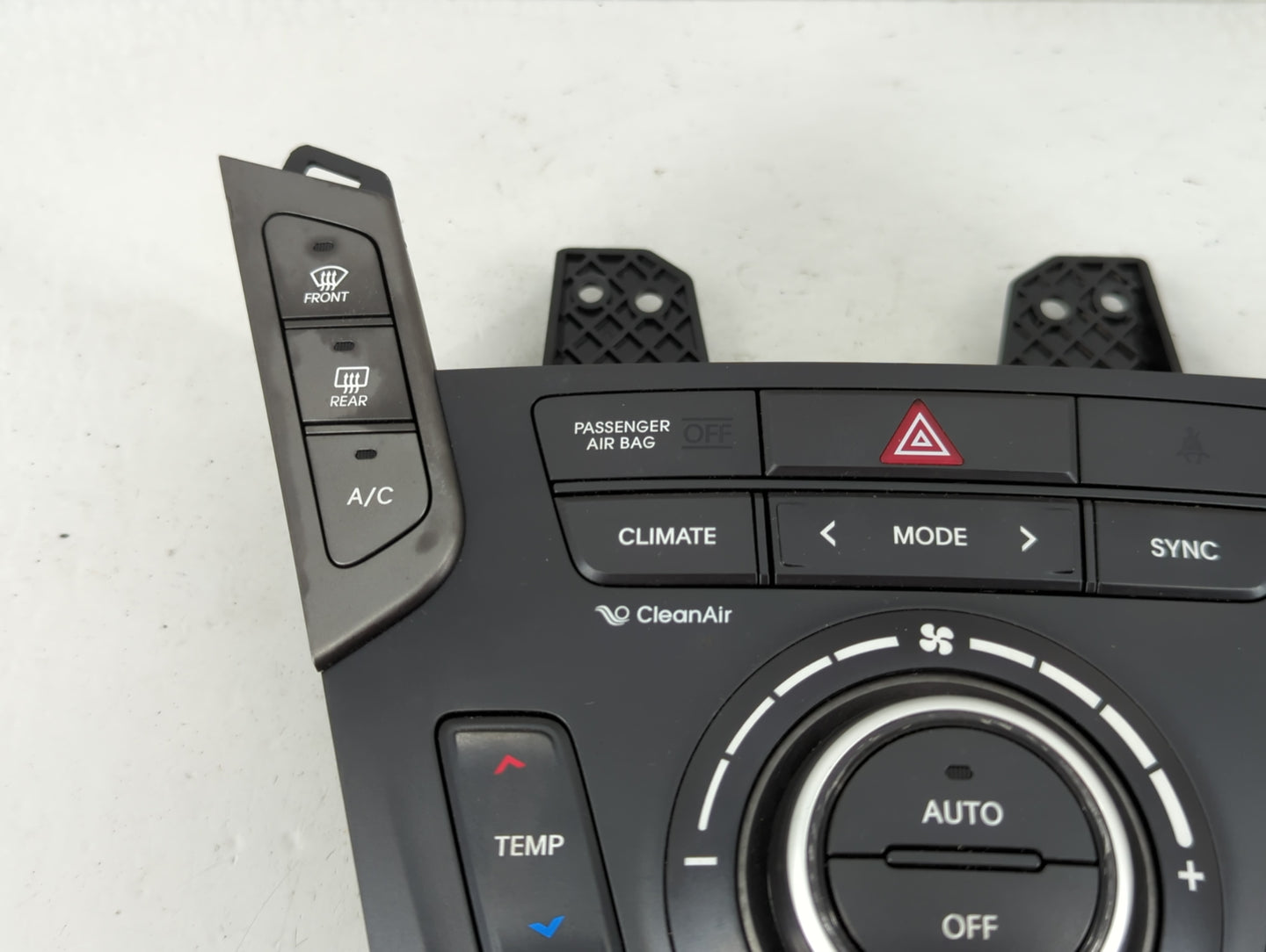 2017-2018 Hyundai Santa Fe Climate Control Module Temperature AC/Heater Replacement P/N:97250-2WXXX Fits Fits 2017 2018 OEM 