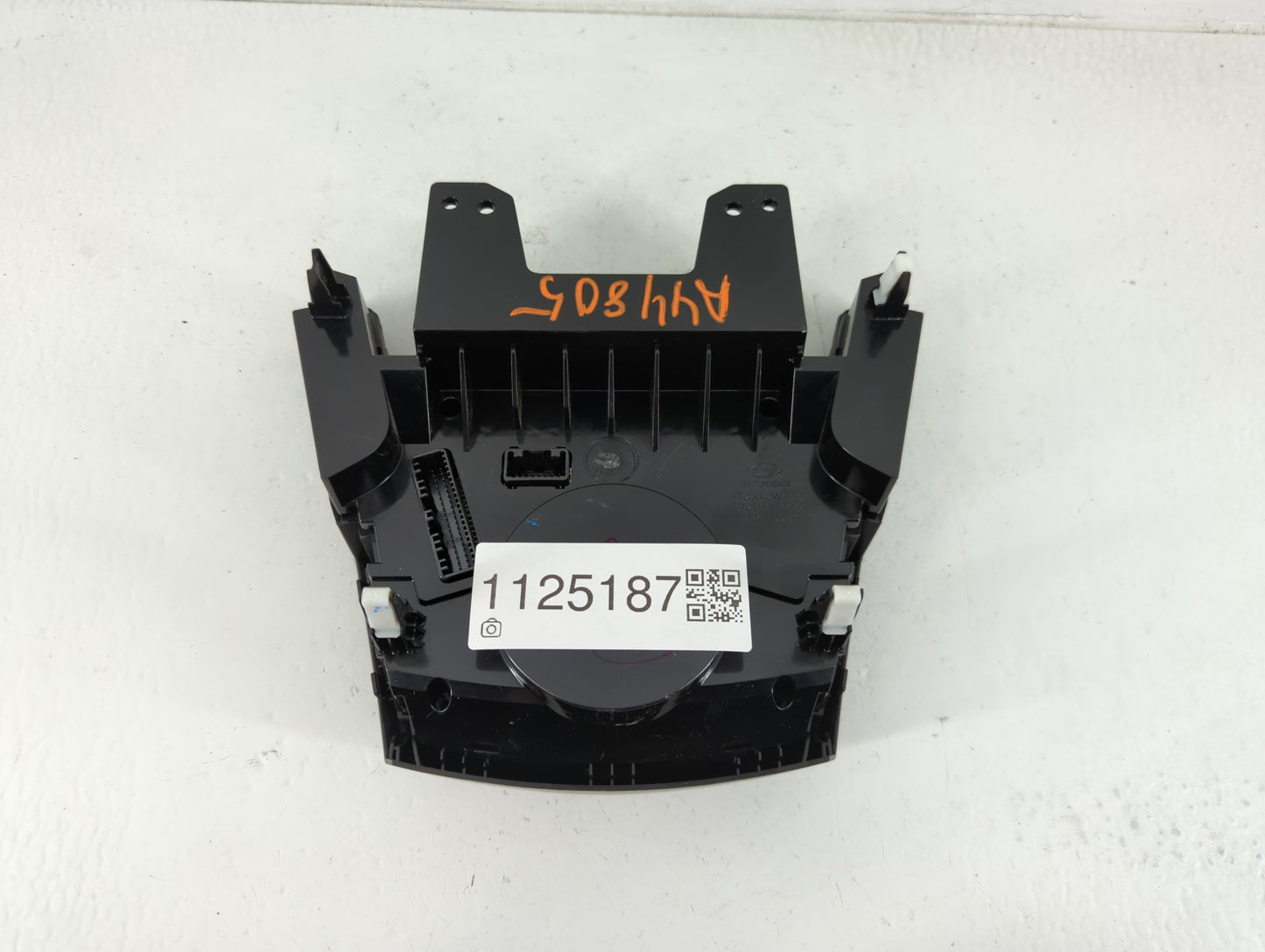 2017-2018 Hyundai Santa Fe Climate Control Module Temperature AC/Heater Replacement P/N:97250-2WXXX Fits Fits 2017 2018 OEM 
