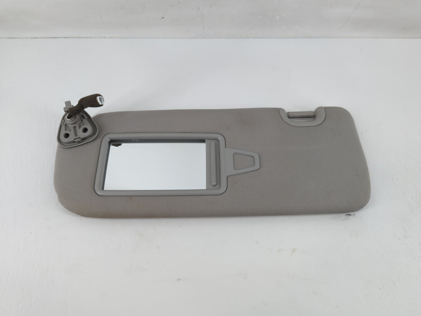 2013-2019 Hyundai Santa Fe Sun Visor Shade Replacement Driver Left Mirror Fits Fits 2013 2014 2015 2016 2017 2018 2019 OEM U