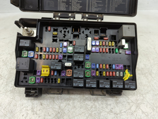 2017 Hyundai Santa Fe Fusebox Fuse Box Panel Relay Module P/N:P68258536AB Fits OEM Used Auto Parts