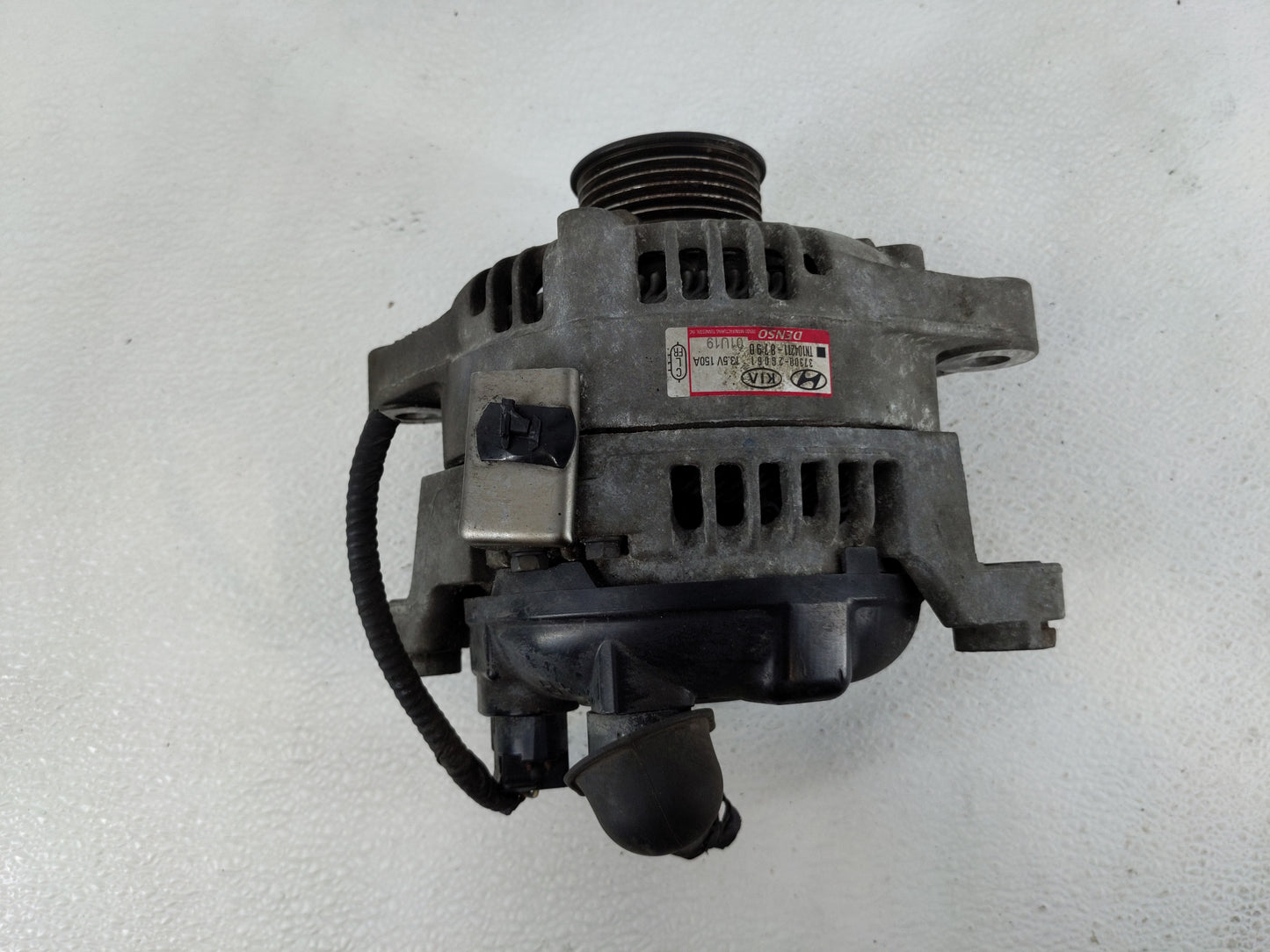 2019-2020 Hyundai Santa Fe Alternator Replacement Generator Charging Assembly Engine OEM P/N:37300-2G061 Fits OEM Used Auto 