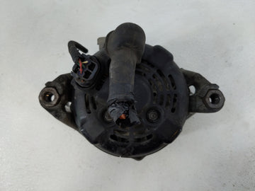 2019-2020 Hyundai Santa Fe Alternator Replacement Generator Charging Assembly Engine OEM P/N:37300-2G061 Fits OEM Used Auto Parts