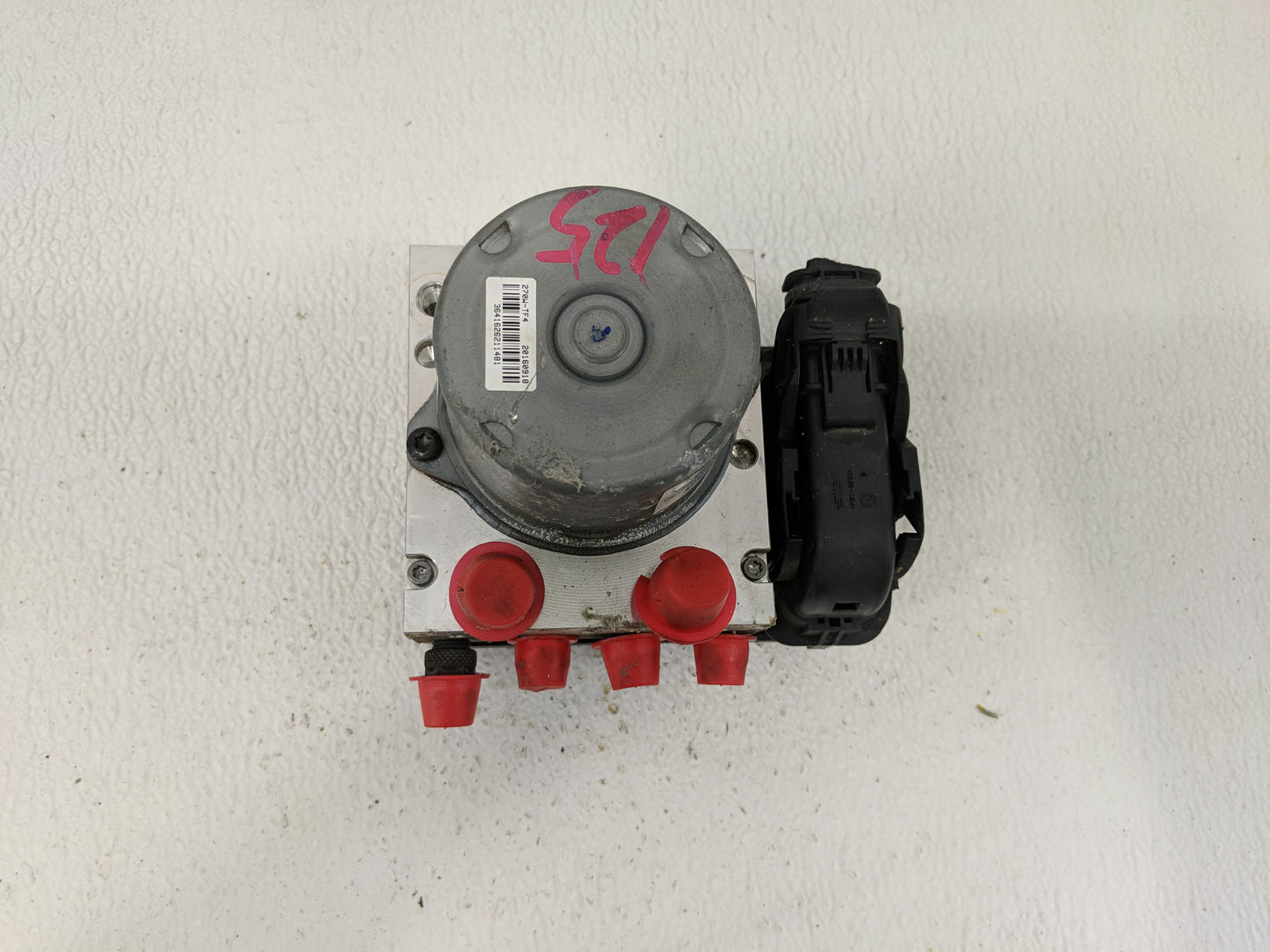 2017-2018 Hyundai Santa Fe ABS Pump Control Module Replacement P/N:58920-B8AC0 Fits Fits 2017 2018 OEM Used Auto Parts - Oem