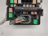 2017 Hyundai Santa Fe Fusebox Fuse Box Panel Relay Module Fits OEM Used Auto Parts - Oemusedautoparts1.com