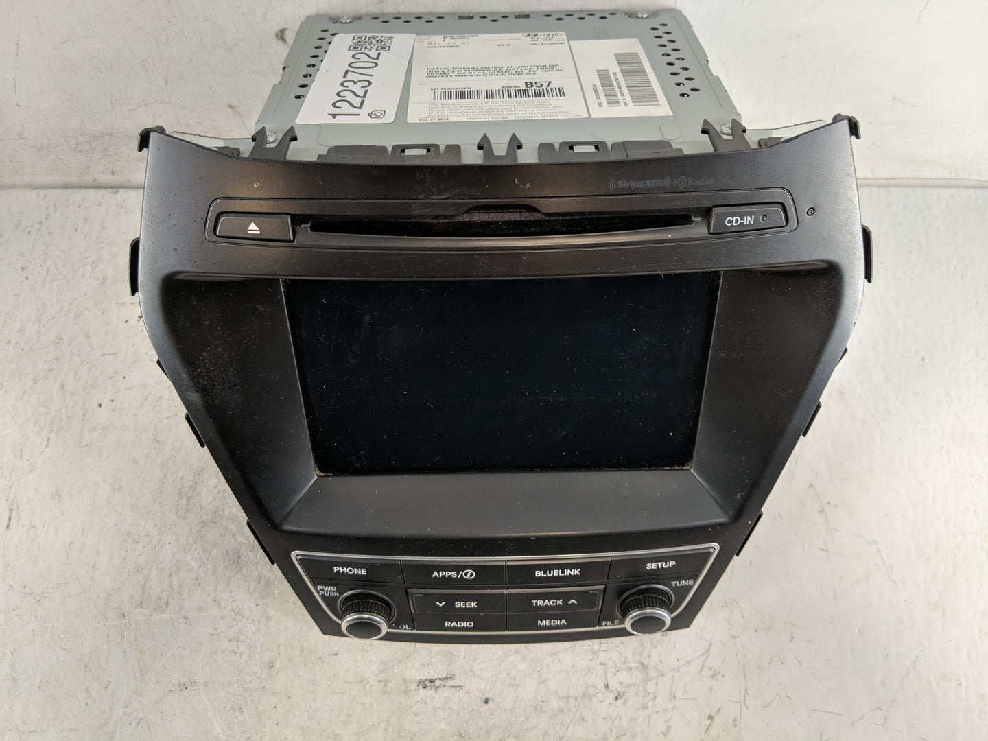 2017-2018 Hyundai Santa Fe Radio AM FM Cd Player Receiver Replacement P/N:96160-B8000NN5 Fits Fits 2017 2018 OEM Used Auto P