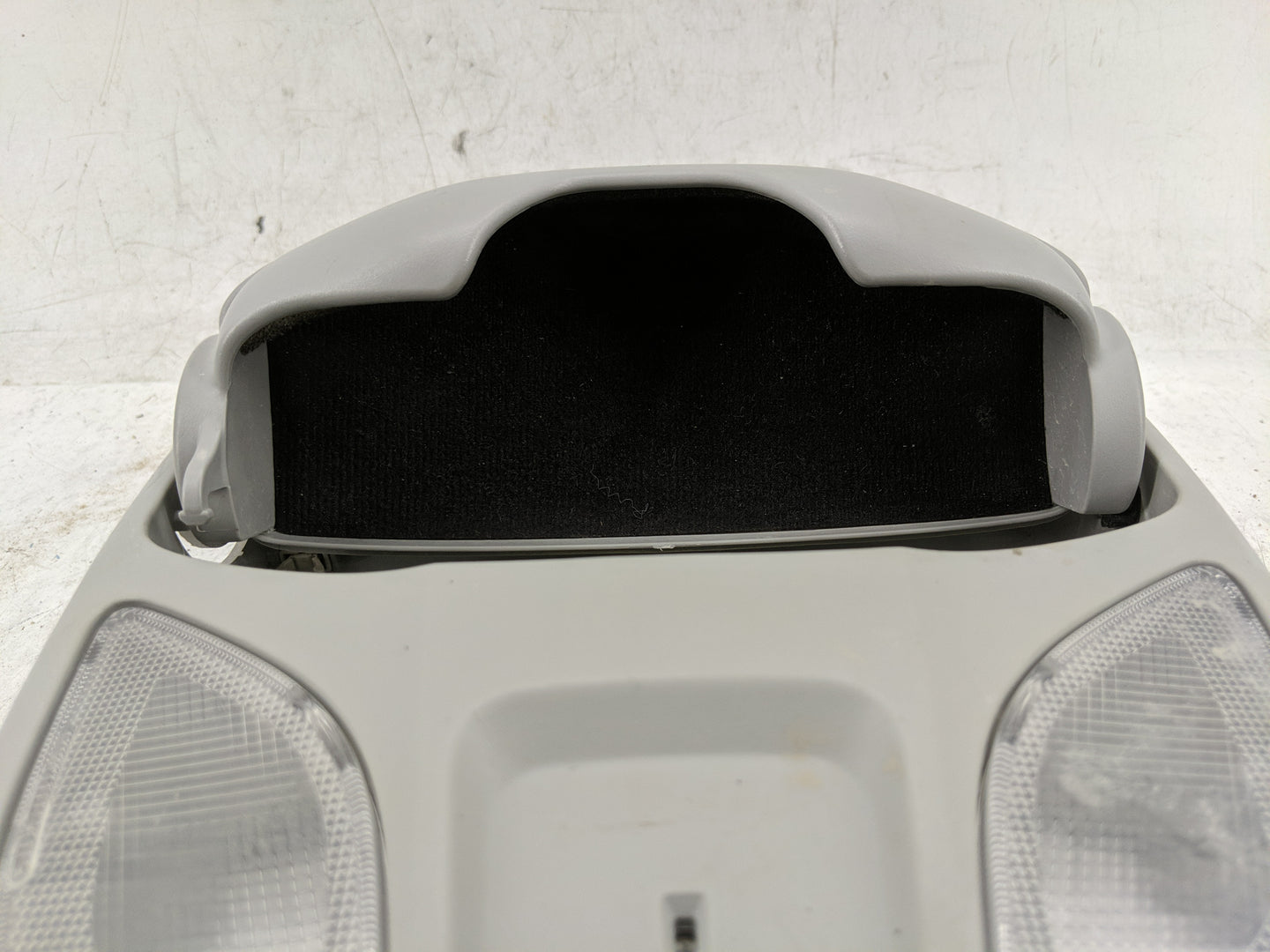 2017 Hyundai Santa Fe Overhead Roof Console - Oemusedautoparts1.com