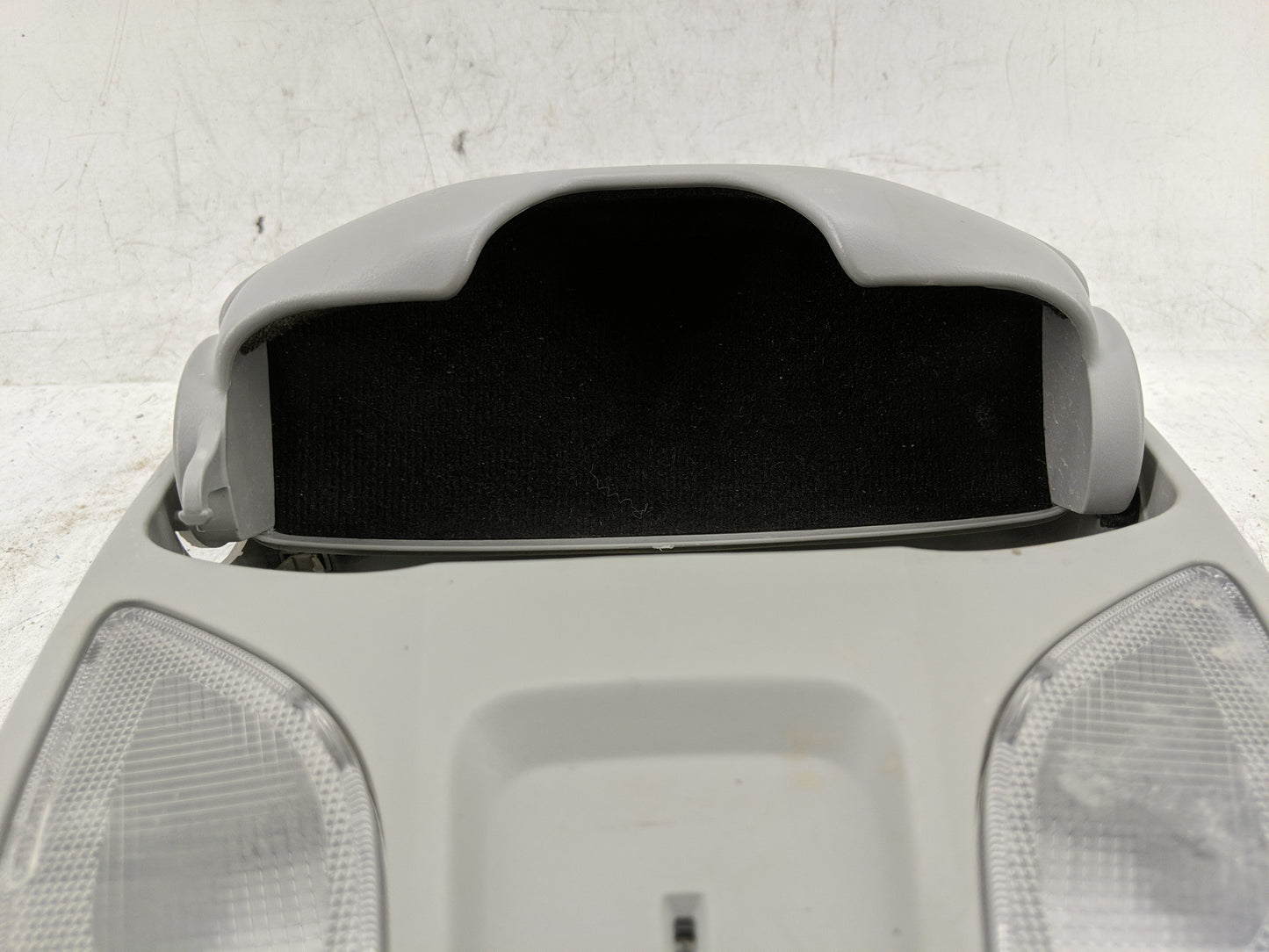 2017 Hyundai Santa Fe Overhead Roof Console - Oemusedautoparts1.com