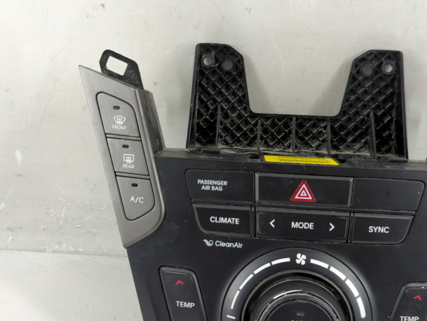2017-2018 Hyundai Santa Fe Climate Control Module Temperature AC/Heater Replacement P/N:97250-4ZXXX 97250-2WXXX Fits OEM Use