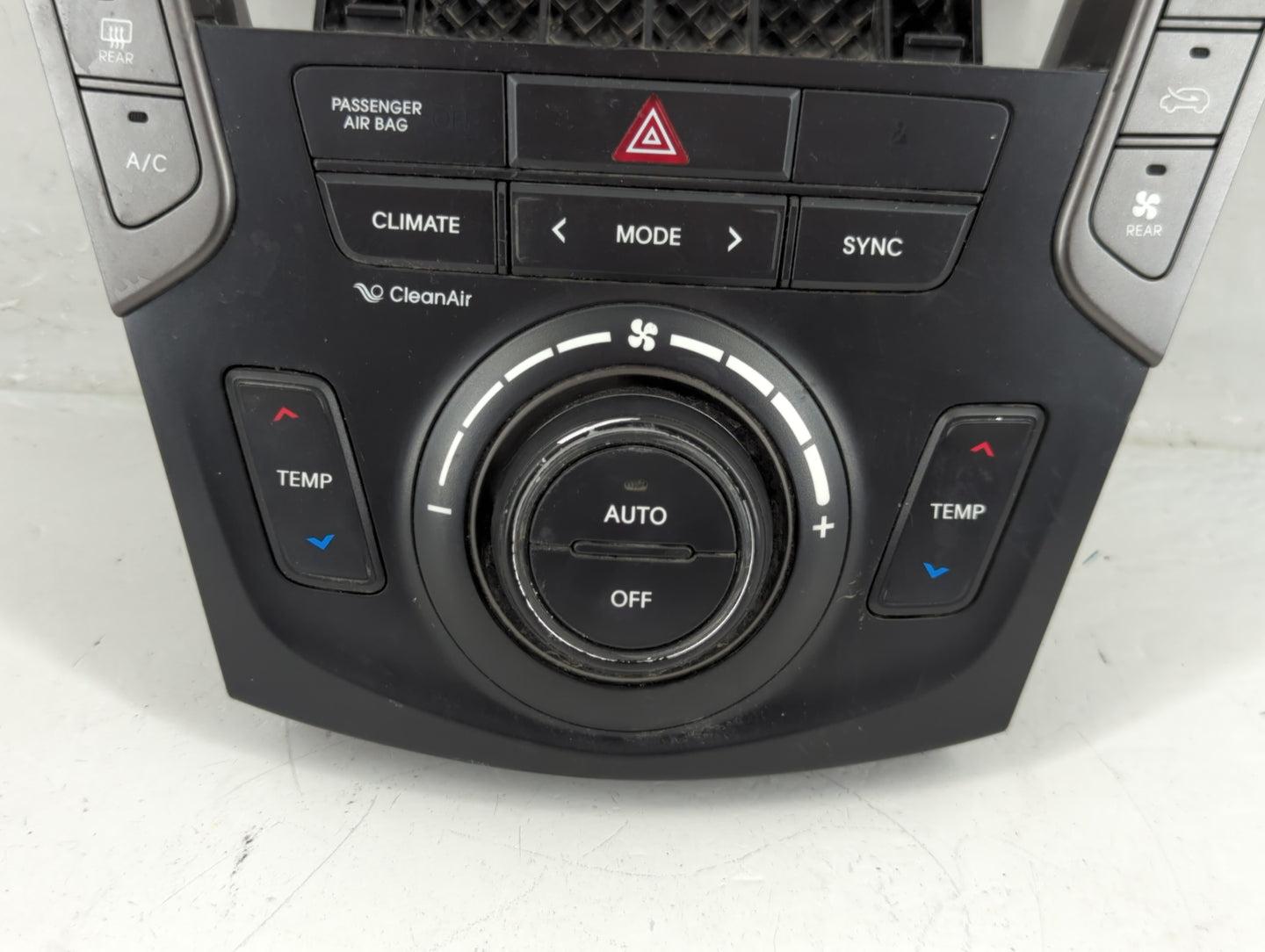 2017-2018 Hyundai Santa Fe Climate Control Module Temperature AC/Heater Replacement P/N:97250-4ZXXX 97250-2WXXX Fits OEM Use