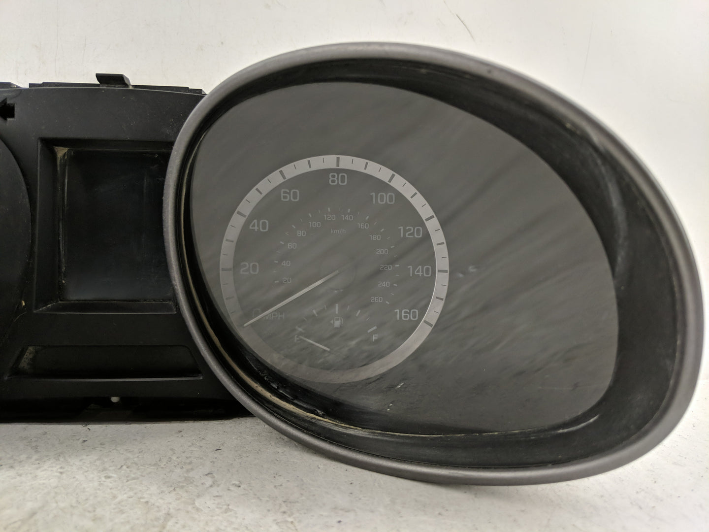 2017 Hyundai Santa Fe Instrument Cluster Speedometer Gauges Fits OEM Used Auto Parts - Oemusedautoparts1.com