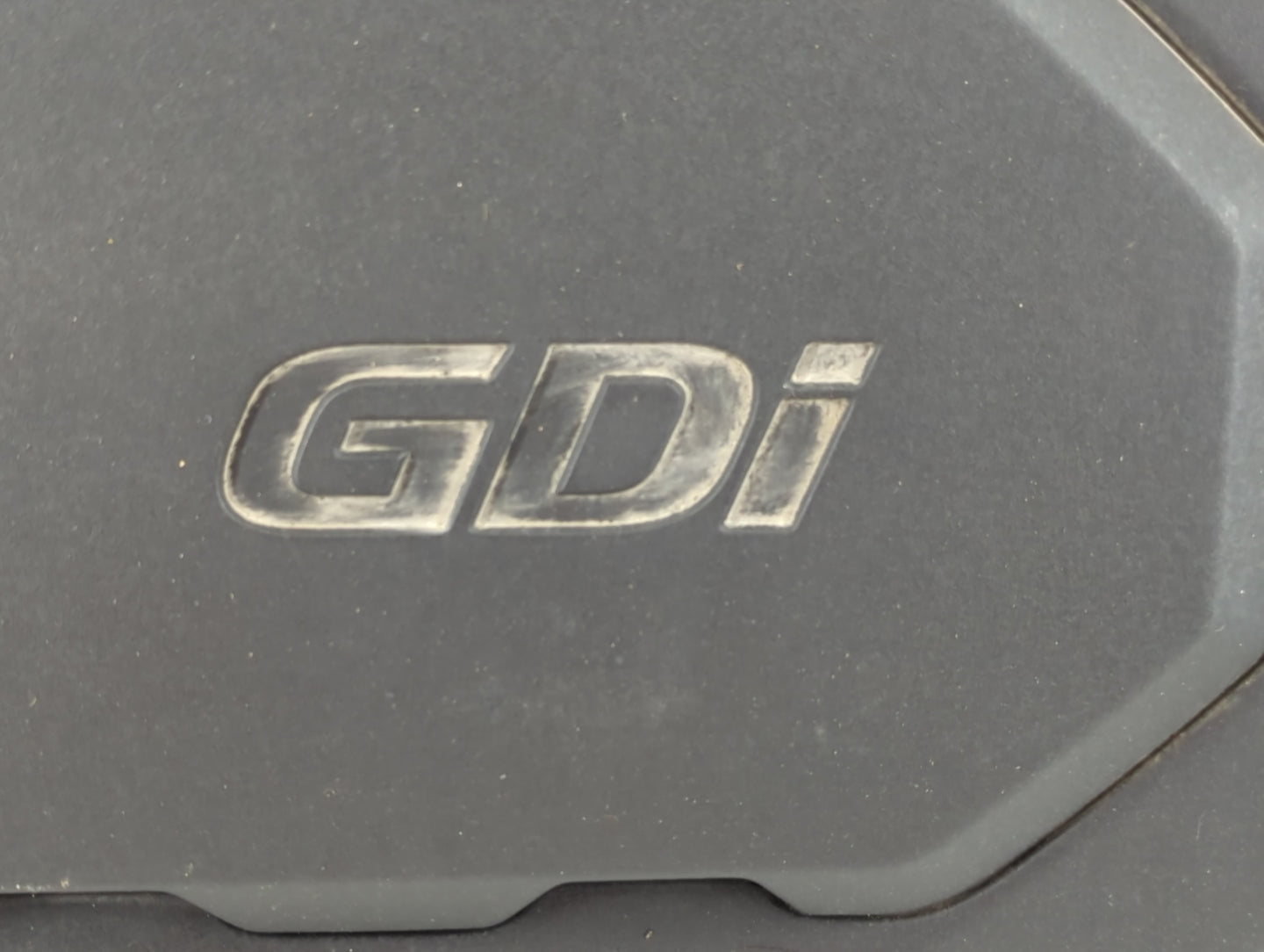 2017 Hyundai Santa Fe Engine Cover - Oemusedautoparts1.com