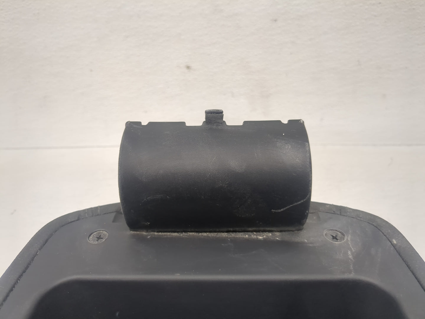 2017 Hyundai Santa Fe Center Console Armrest Cover Lid Fits OEM Used Auto Parts - Oemusedautoparts1.com