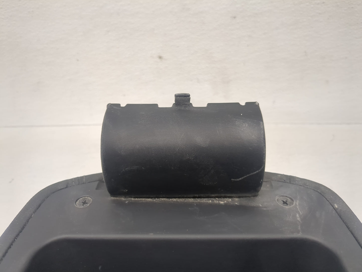 2017 Hyundai Santa Fe Center Console Armrest Cover Lid Fits OEM Used Auto Parts - Oemusedautoparts1.com