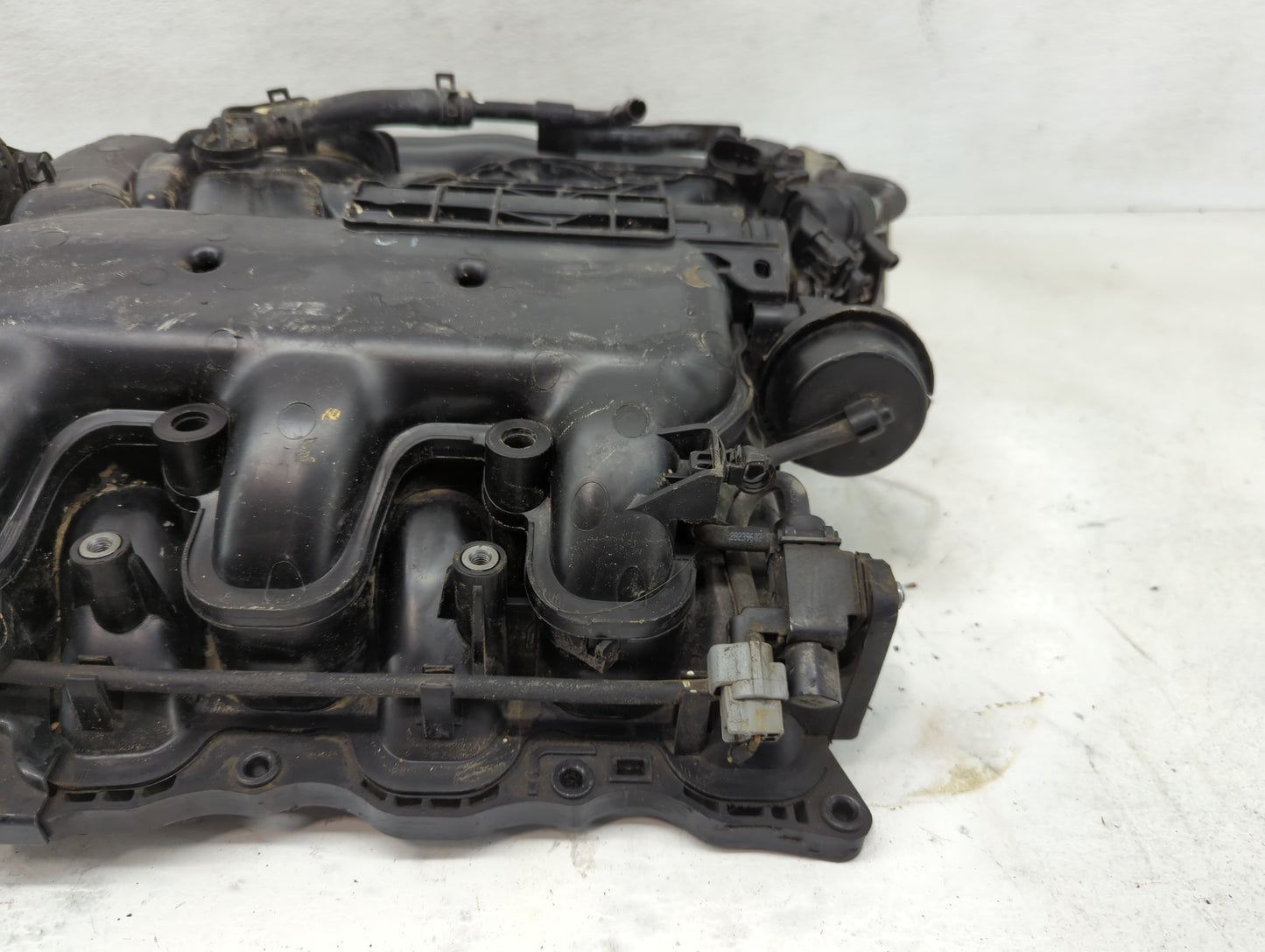 2013-2018 Hyundai Santa Fe Air Intake Manifold P/N:29200-3CFC1 Fits Fits 2012 2013 2014 2015 2016 2017 2018 2019 2020 2021 2