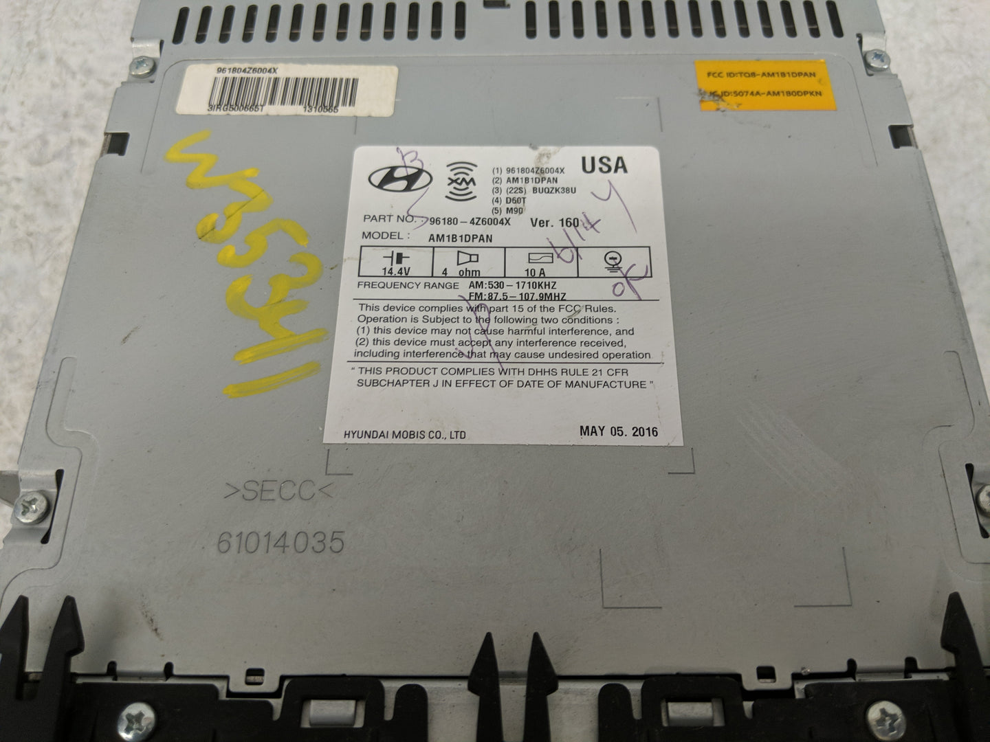 2013-2018 Hyundai Santa Fe Radio AM FM Cd Player Receiver Replacement P/N:96180-4Z6004X Fits Fits 2013 2014 2015 2016 2017 2