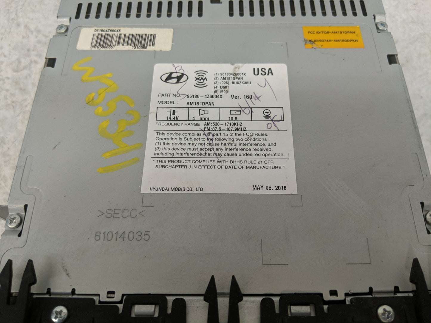2013-2018 Hyundai Santa Fe Radio AM FM Cd Player Receiver Replacement P/N:96180-4Z6004X Fits Fits 2013 2014 2015 2016 2017 2