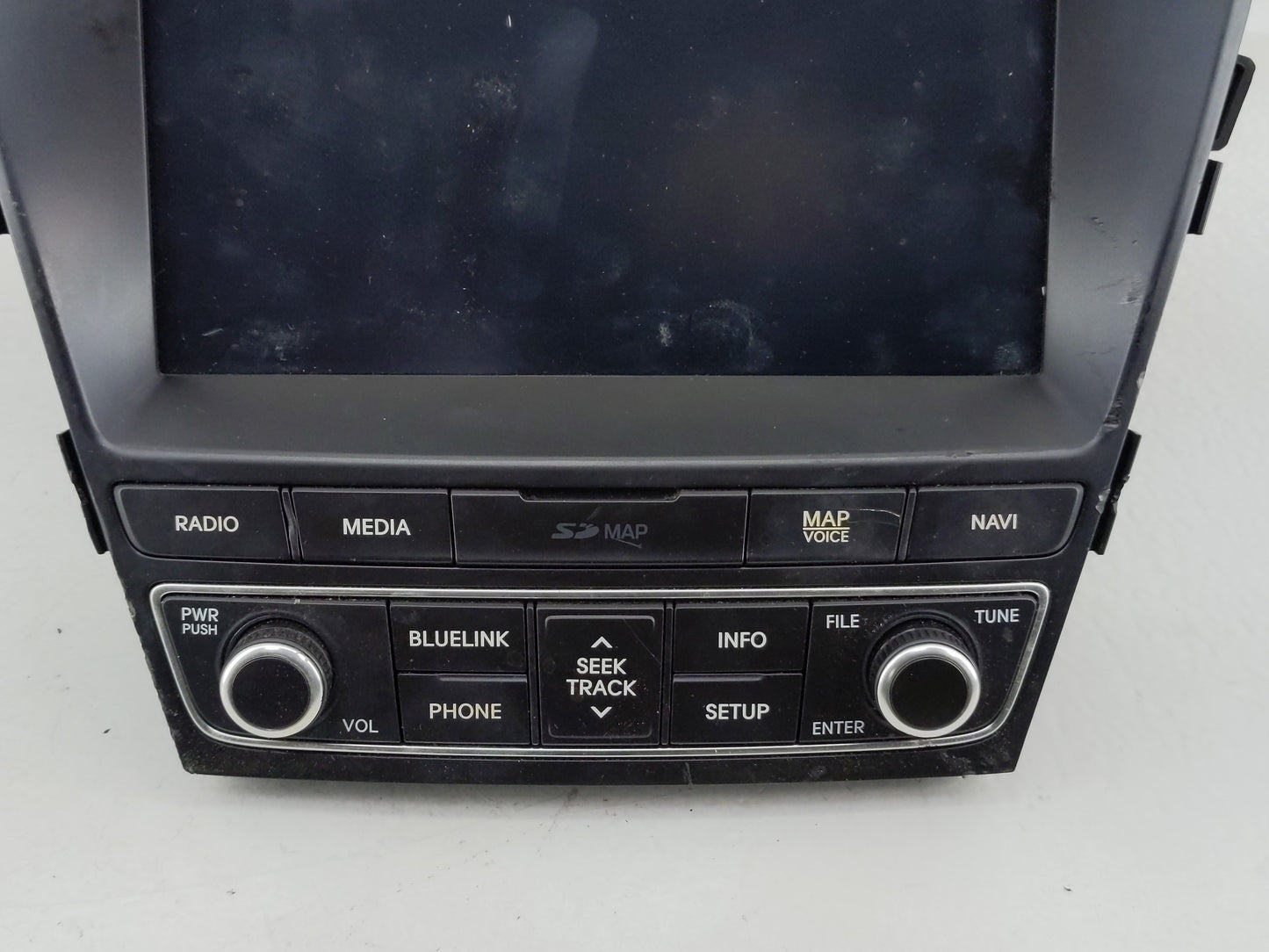 2017-2018 Hyundai Santa Fe Radio AM FM Cd Player Receiver Replacement P/N:96560-B8511NN5 Fits Fits 2017 2018 OEM Used Auto P