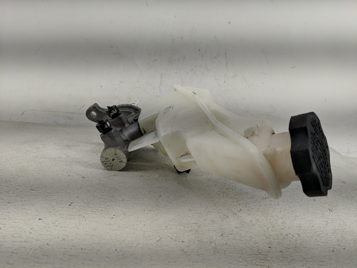 2017 Hyundai Santa Fe Power Brake Booster Oem - Oemusedautoparts1.com