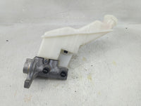 2013-2019 Hyundai Santa Fe Brake Master Cylinder 1290534 - Oemusedautoparts1.com