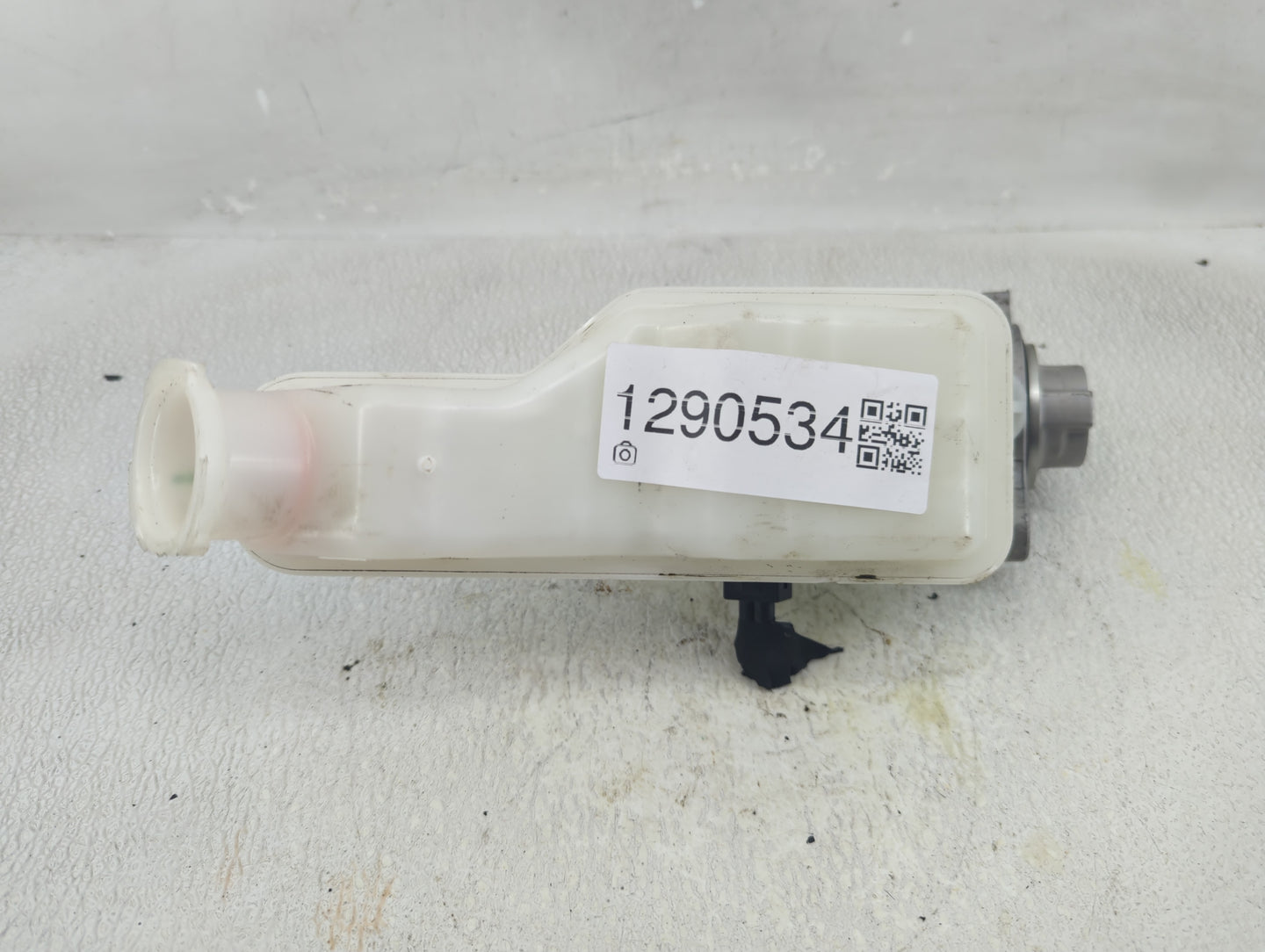 2013-2019 Hyundai Santa Fe Brake Master Cylinder 1290534 - Oemusedautoparts1.com