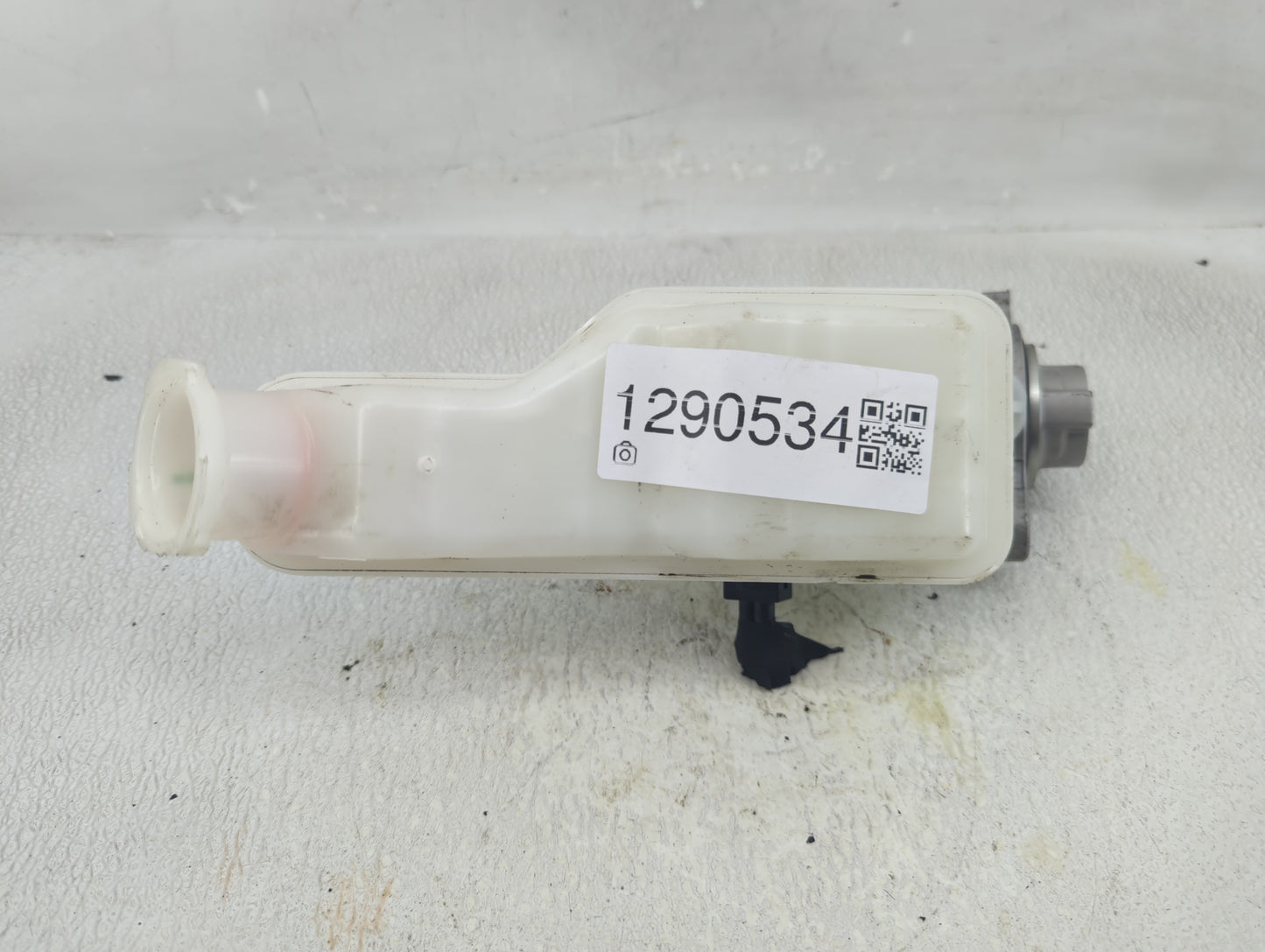 2013-2019 Hyundai Santa Fe Brake Master Cylinder 1290534 - Oemusedautoparts1.com