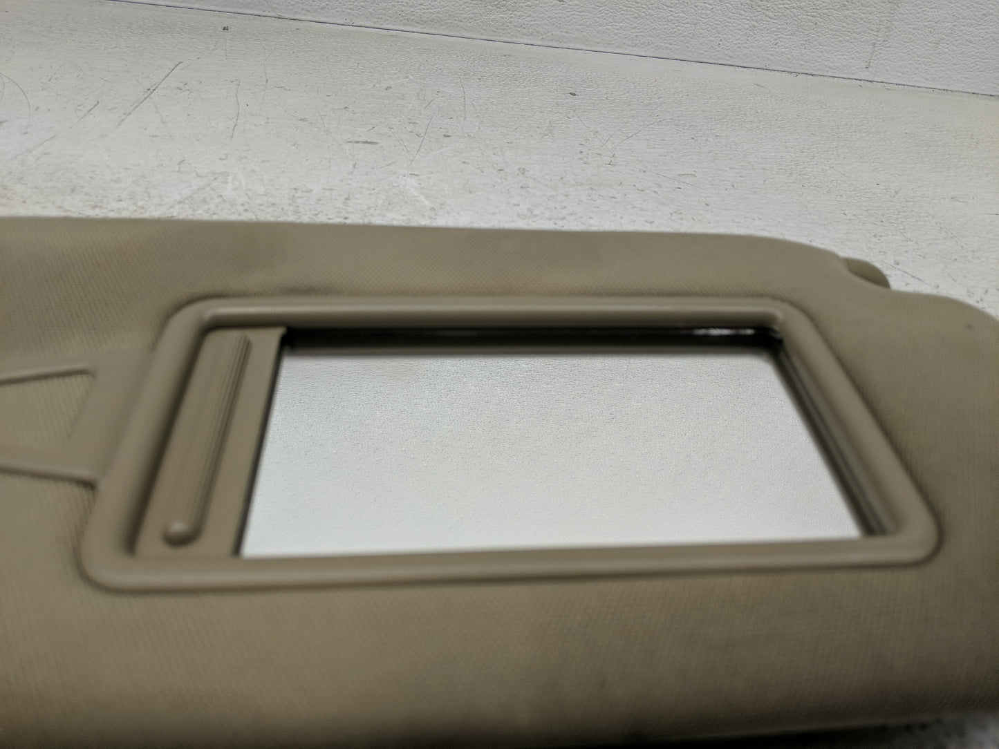 2013-2019 Hyundai Santa Fe Sun Visor Shade Replacement Passenger Right Mirror Fits Fits 2013 2014 2015 2016 2017 2018 2019 O