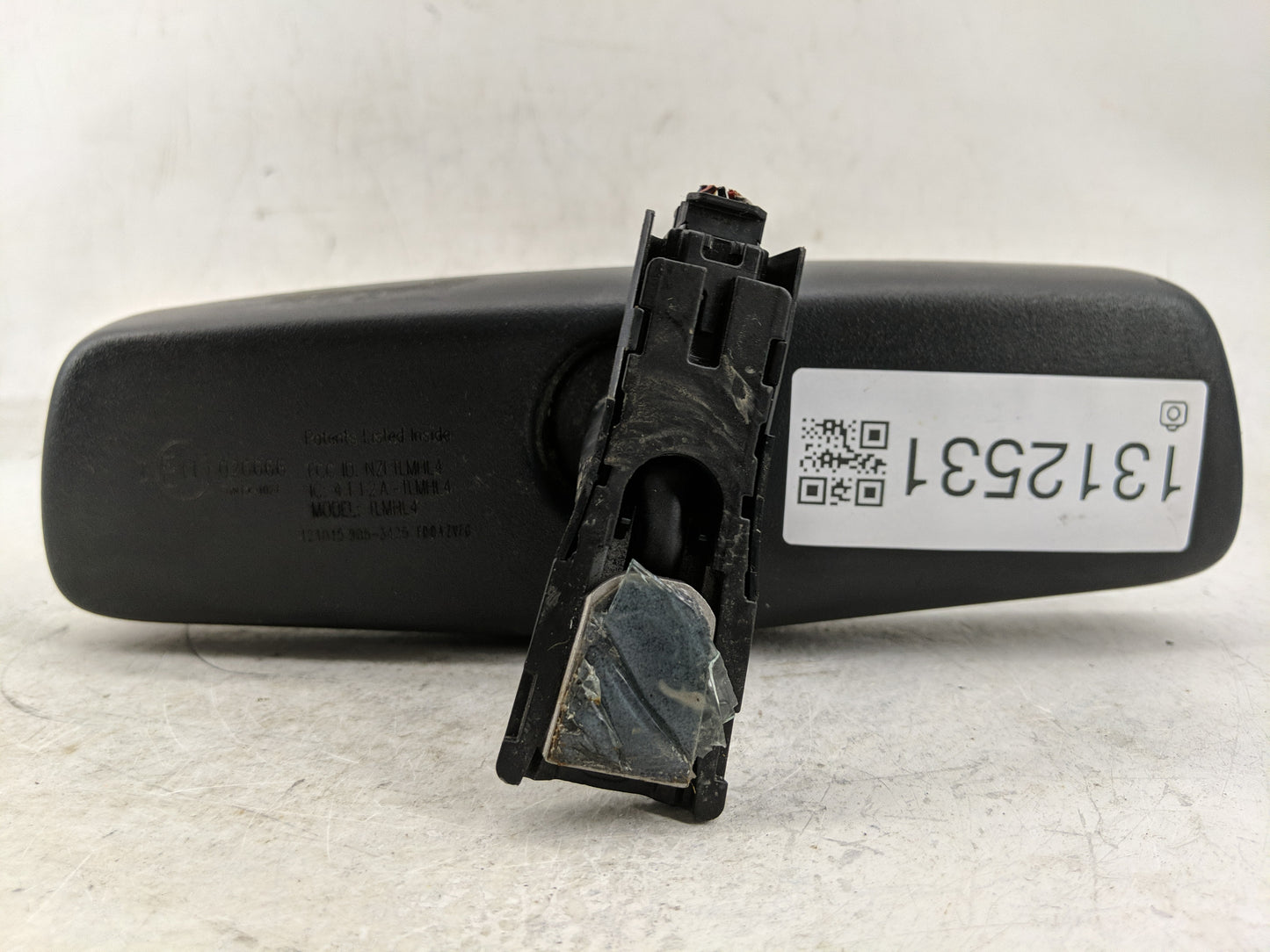 2013-2020 Hyundai Santa Fe Interior Rear View Mirror Replacement OEM P/N:E11026666 Fits OEM Used Auto Parts - Oemusedautopar