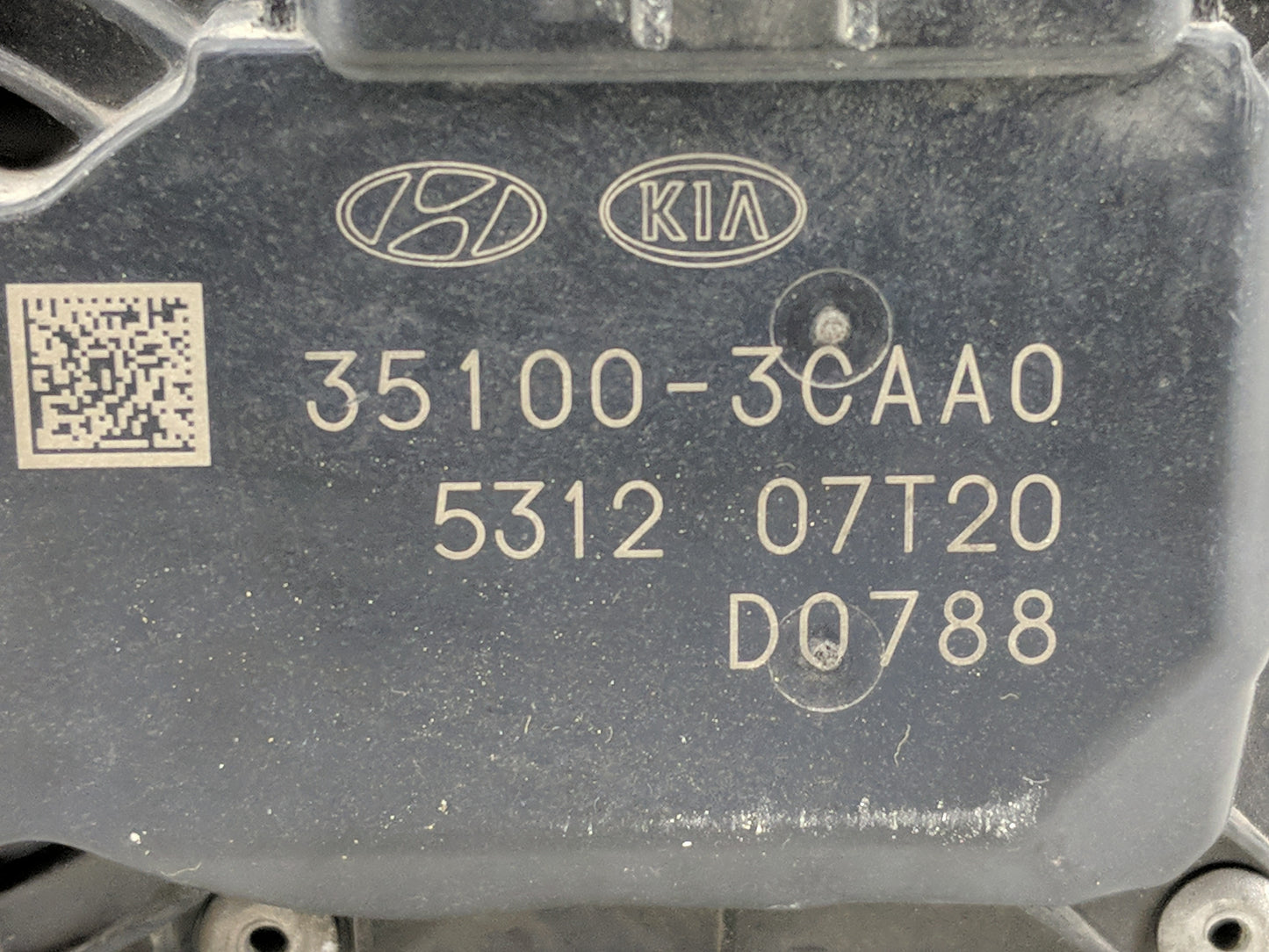 2013-2018 Hyundai Santa Fe Throttle Body P/N:35100-3CAA0 Fits Fits 2012 2013 2014 2015 2016 2017 2018 OEM Used Auto Parts - 