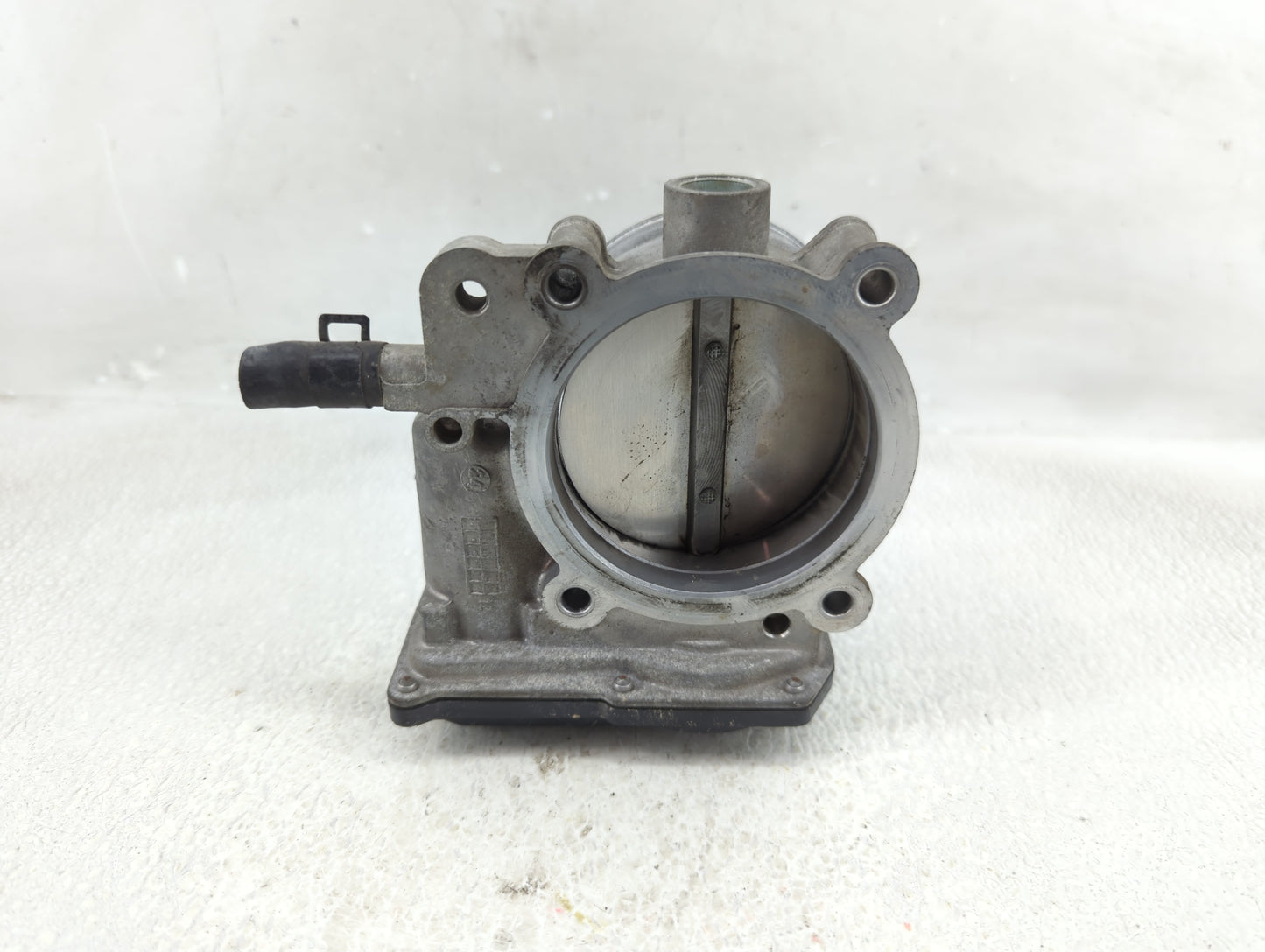 2013-2018 Hyundai Santa Fe Throttle Body P/N:35100-3CAA0 Fits Fits 2012 2013 2014 2015 2016 2017 2018 OEM Used Auto Parts - 