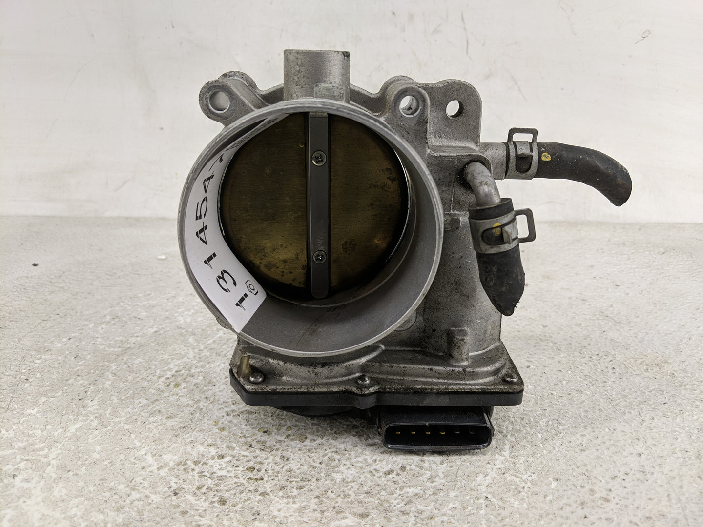2013-2018 Hyundai Santa Fe Throttle Body P/N:35100-3CAA0 Fits Fits 2012 2013 2014 2015 2016 2017 2018 OEM Used Auto Parts - 