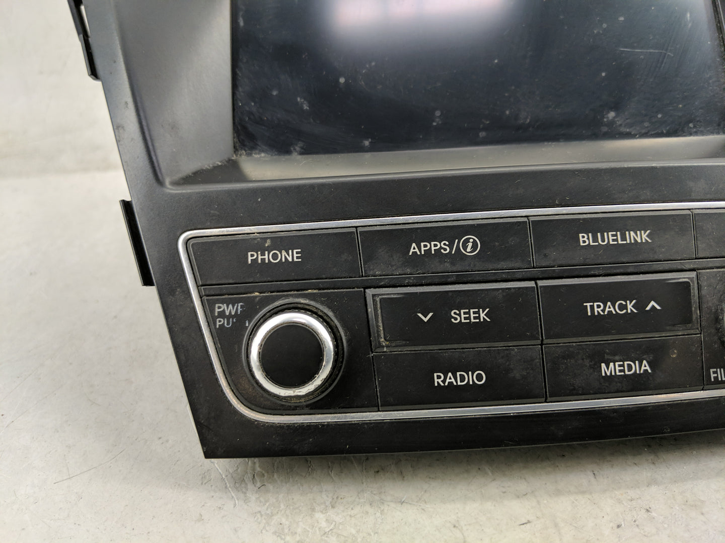 2017-2018 Hyundai Santa Fe Radio AM FM Cd Player Receiver Replacement P/N:96160-B8000NN5 Fits Fits 2017 2018 OEM Used Auto P