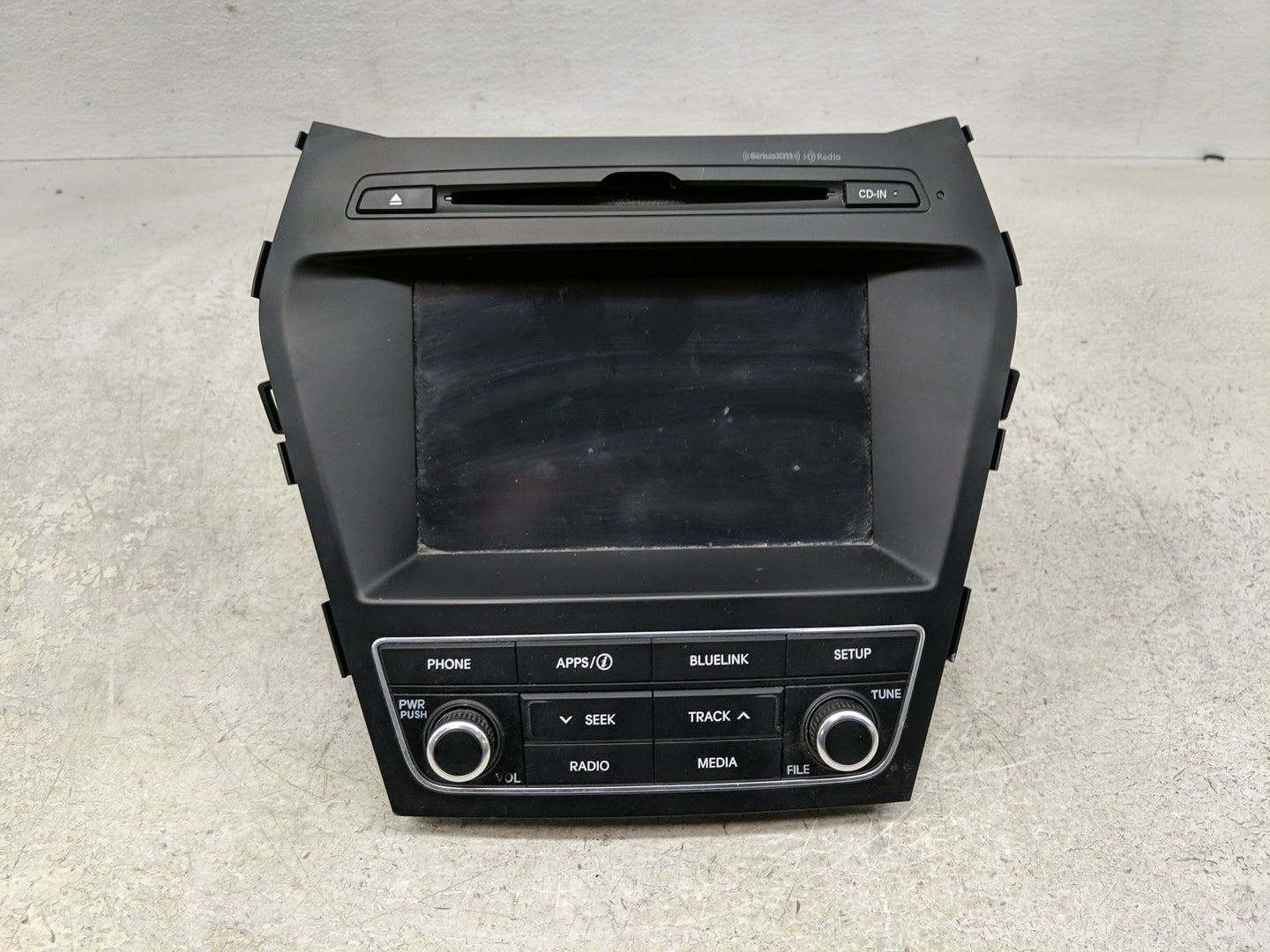 2017-2018 Hyundai Santa Fe Radio AM FM Cd Player Receiver Replacement Fits Fits 2017 2018 OEM Used Auto Parts - Oemusedautop