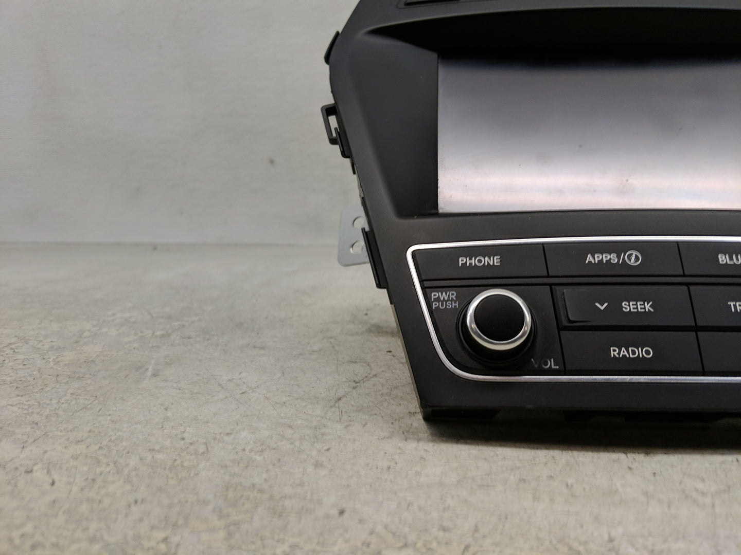 2017-2018 Hyundai Santa Fe Radio AM FM Cd Player Receiver Replacement Fits Fits 2017 2018 OEM Used Auto Parts - Oemusedautop