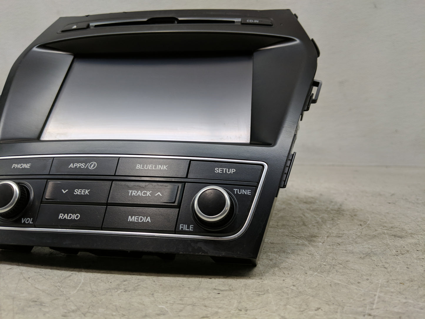 2017-2018 Hyundai Santa Fe Radio AM FM Cd Player Receiver Replacement P/N:96160-B8000NN5 Fits Fits 2017 2018 OEM Used Auto P