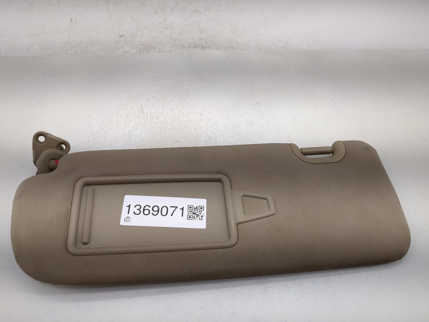 2013-2019 Hyundai Santa Fe Sun Visor Shade Replacement Driver Left Mirror Fits Fits 2013 2014 2015 2016 2017 2018 2019 OEM U