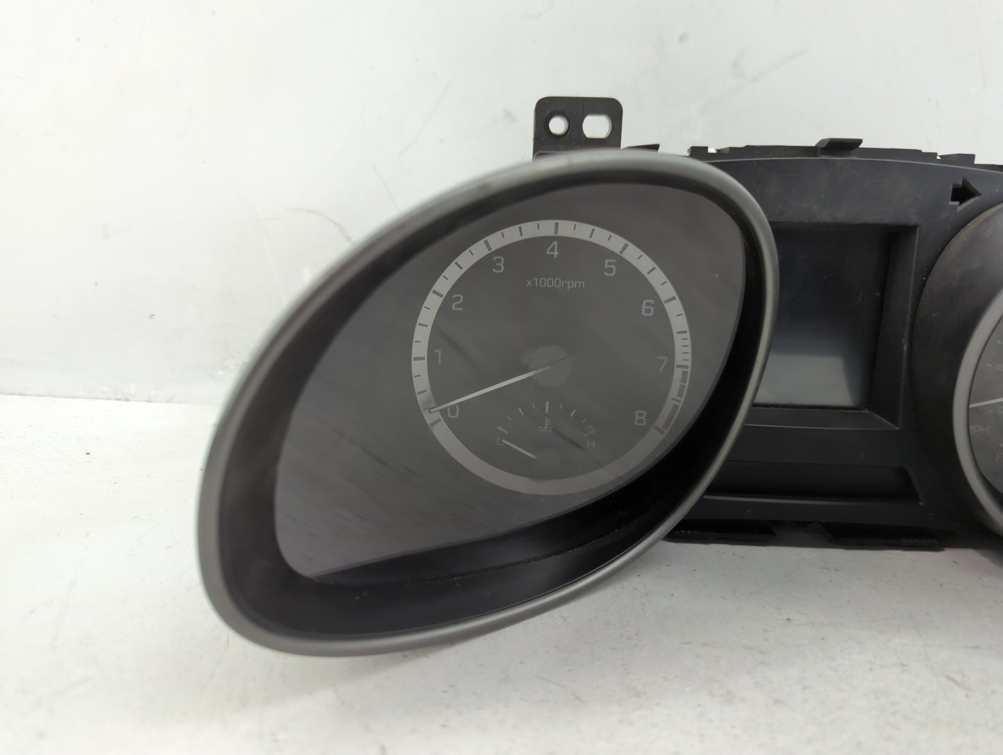 2017-2018 Hyundai Santa Fe Instrument Cluster Speedometer Gauges P/N:94021-B8101UU5 Fits Fits 2017 2018 OEM Used Auto Parts 