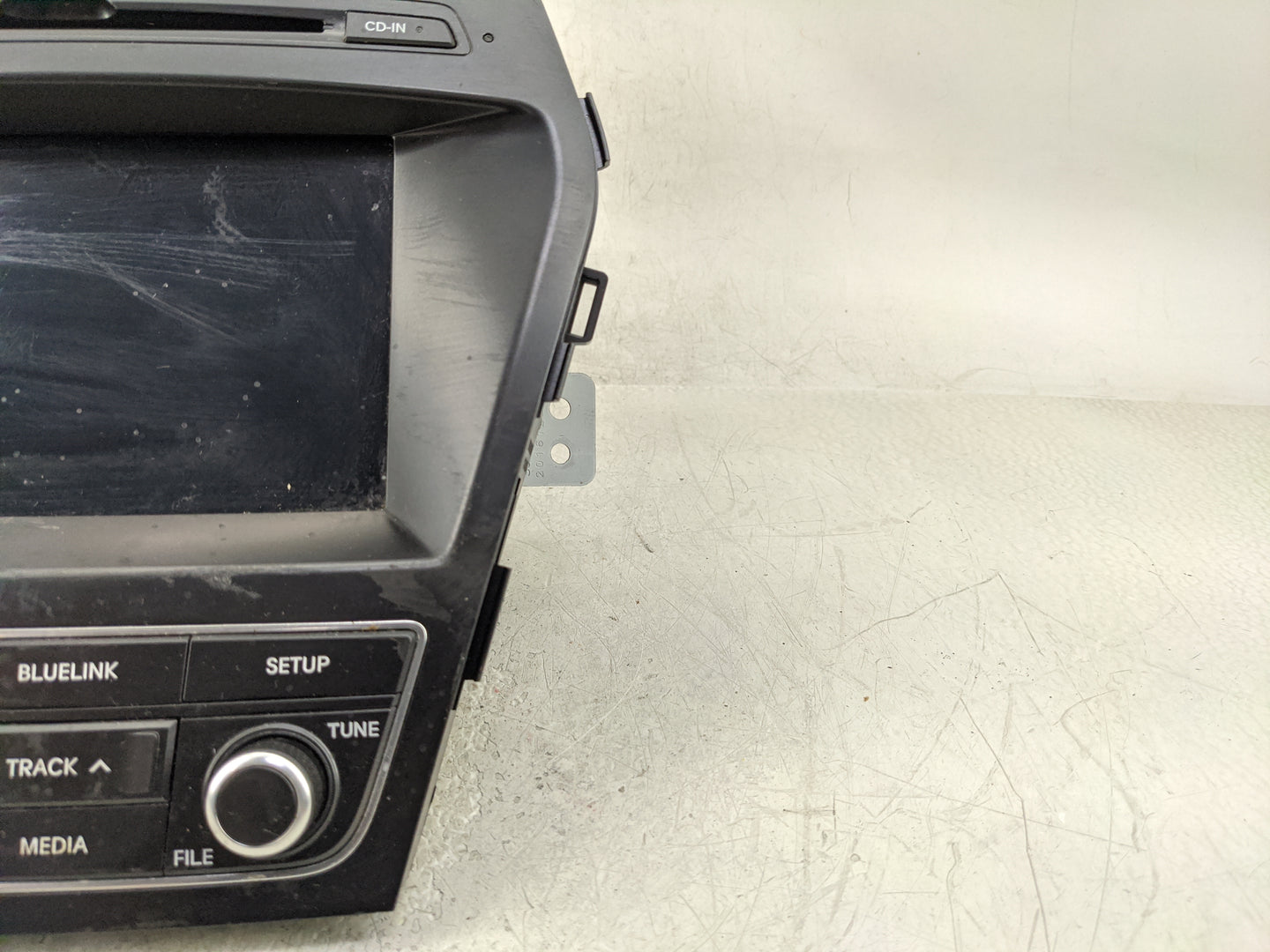 2017-2018 Hyundai Santa Fe Radio AM FM Cd Player Receiver Replacement P/N:96160-B8000NN5 Fits Fits 2017 2018 OEM Used Auto P