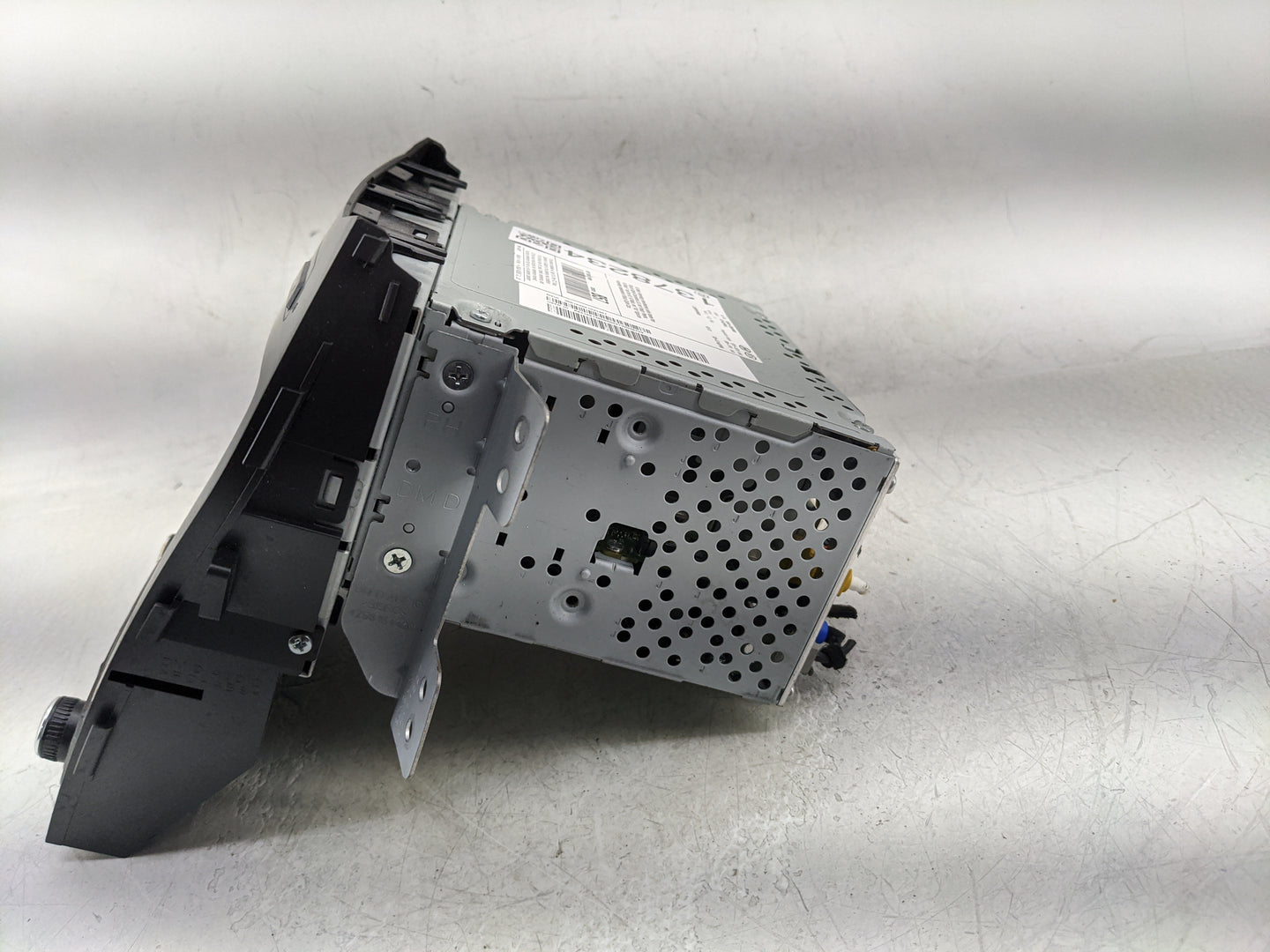 2017-2018 Hyundai Santa Fe Radio AM FM Cd Player Receiver Replacement P/N:96160-B8000NN5 Fits Fits 2017 2018 OEM Used Auto P
