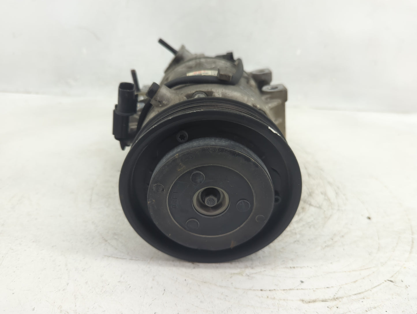 2015-2018 Hyundai Santa Fe Air Conditioning A/c Ac Compressor Oem - Oemusedautoparts1.com