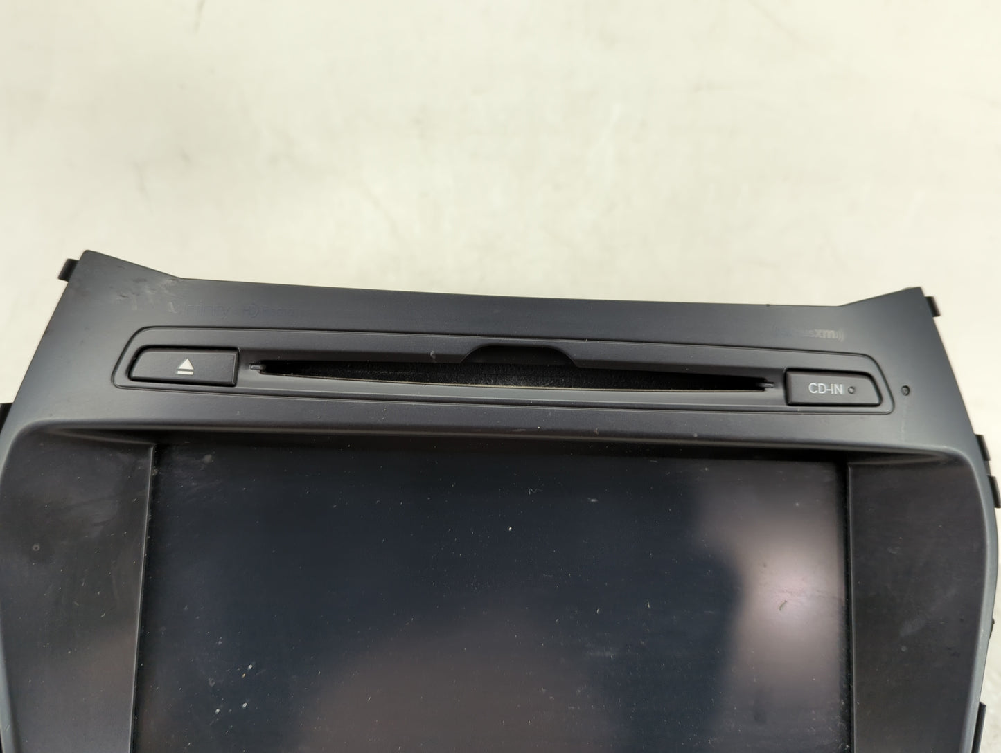 2017-2018 Hyundai Santa Fe Radio AM FM Cd Player Receiver Replacement P/N:96560-B8511NN5 Fits Fits 2017 2018 OEM Used Auto P