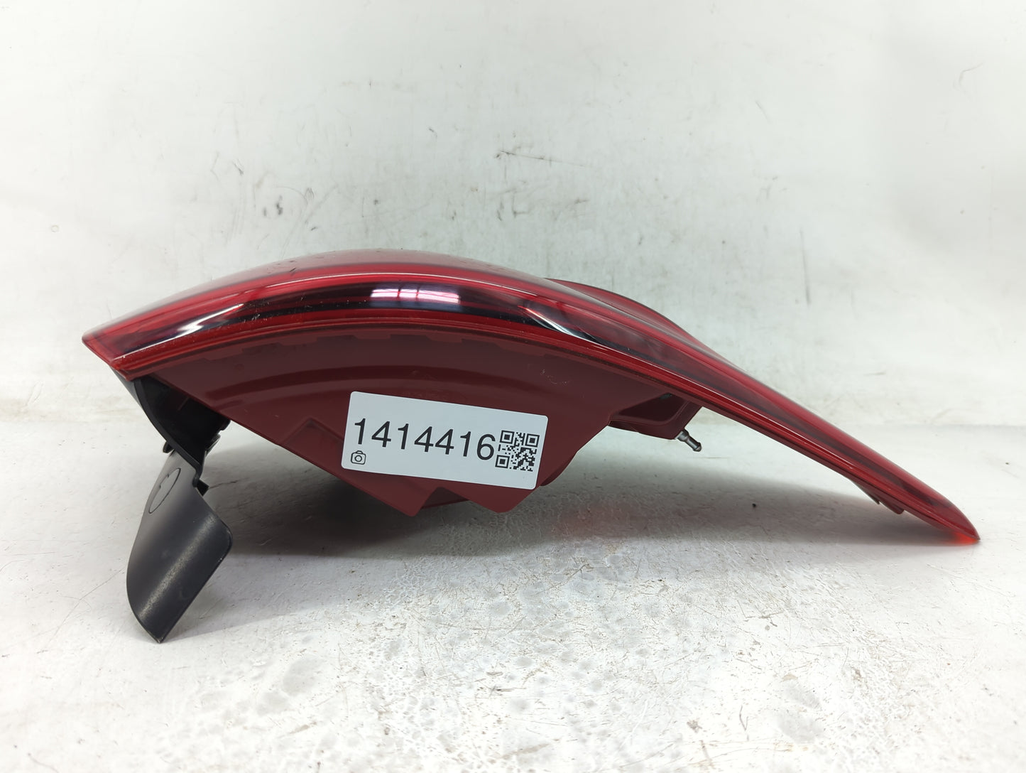 2017-2018 Hyundai Santa Fe Tail Light Assembly Driver Left OEM P/N:92401-B85 Fits Fits 2017 2018 OEM Used Auto Parts - Oemus