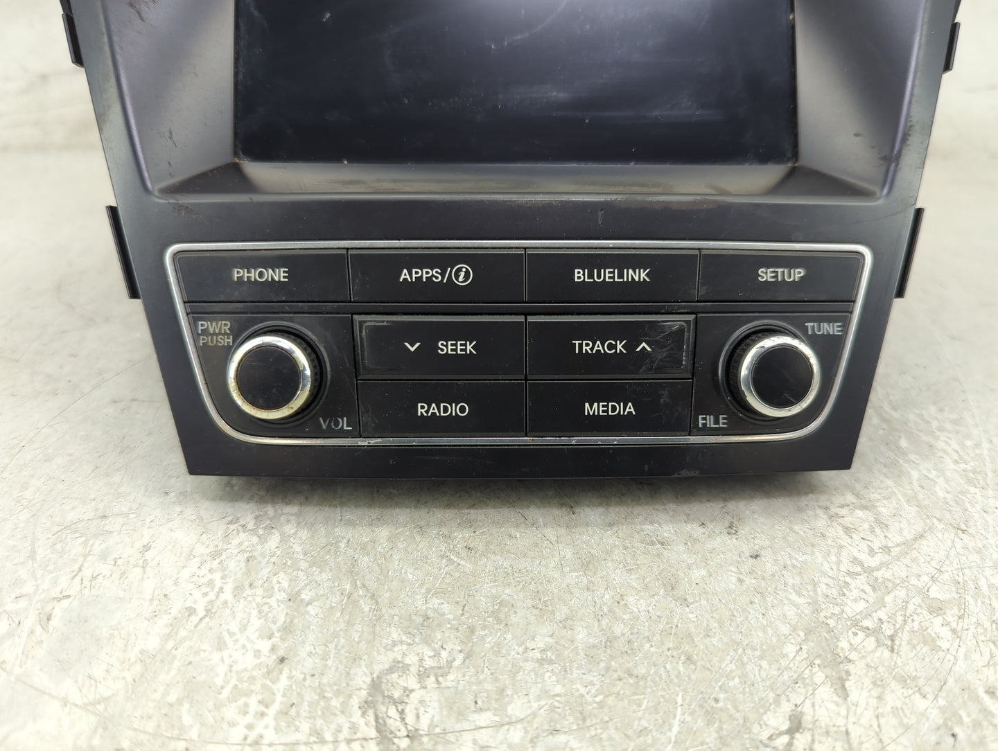 2017-2018 Hyundai Santa Fe Radio AM FM Cd Player Receiver Replacement P/N:96160-B8000NN5 Fits Fits 2017 2018 OEM Used Auto P