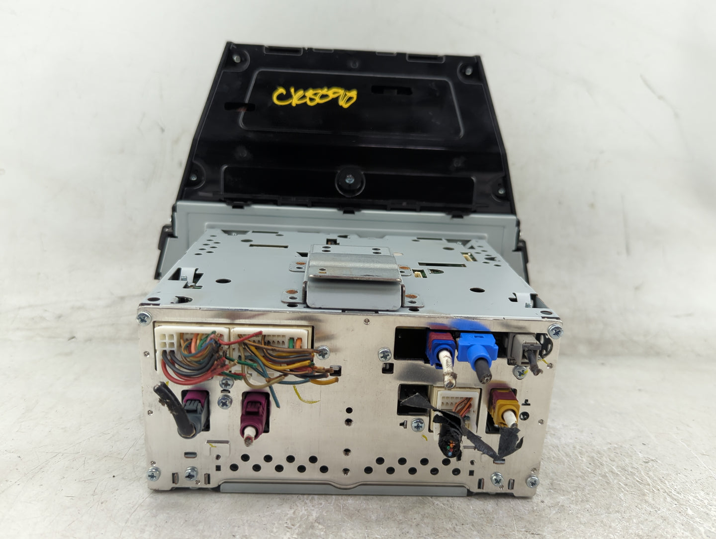 2017-2018 Hyundai Santa Fe Radio AM FM Cd Player Receiver Replacement P/N:96160-B8000NN5 Fits Fits 2017 2018 OEM Used Auto P
