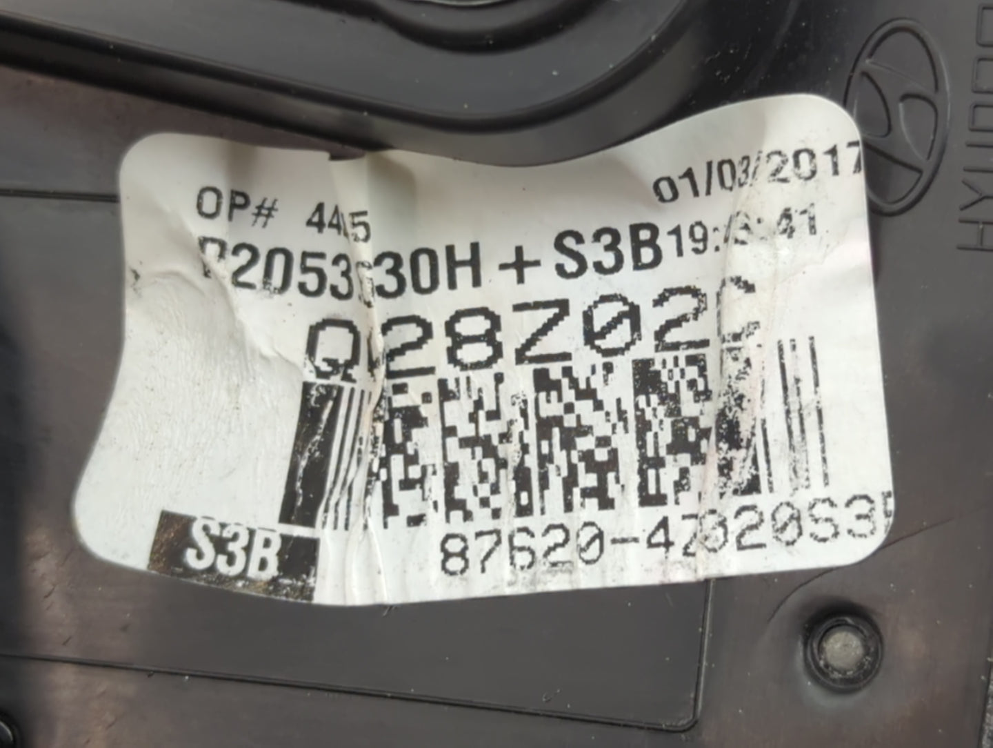 2017-2018 Hyundai Santa Fe Passenger Side View Mirror - Right Door Mirror OEM Used - Oemusedautoparts1.com