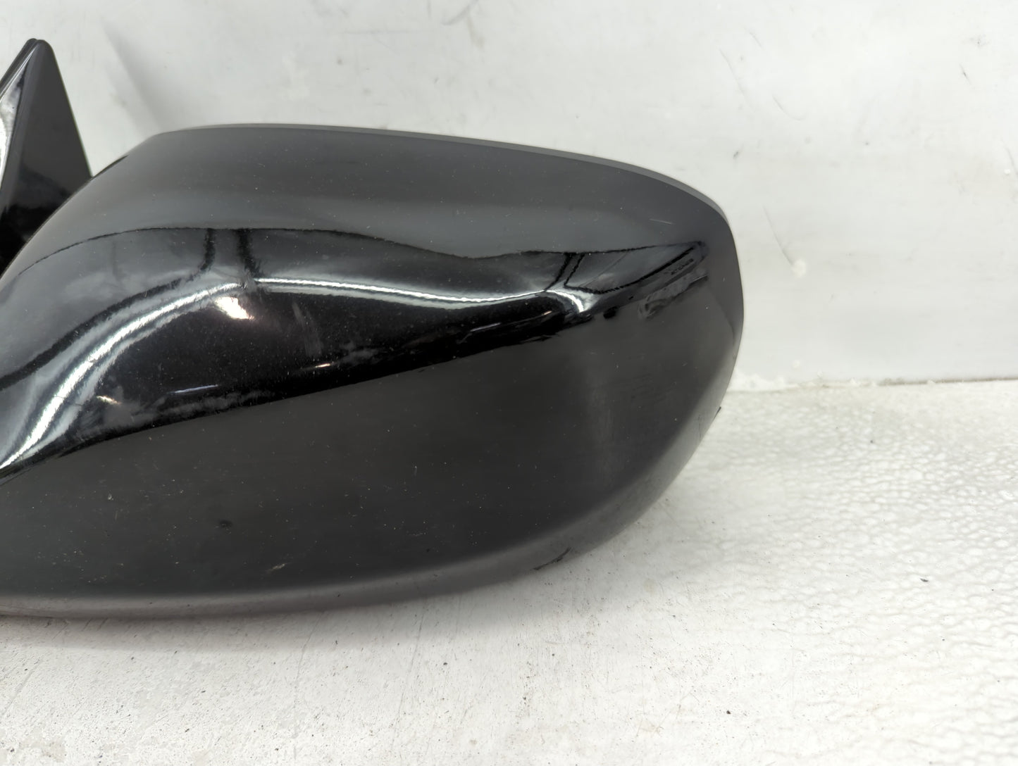 2017-2018 Hyundai Santa Fe Driver Side View Mirror - Left Door Mirror OEM Used - Oemusedautoparts1.com